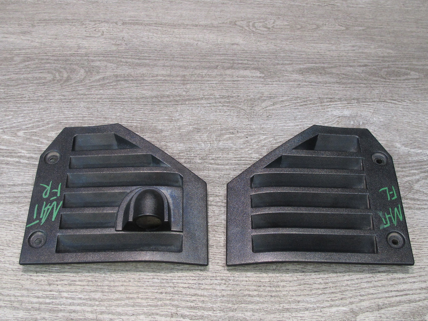 2003-2009 Hummer H2 Front Left & Right Fender Trim Grille Set of 2
