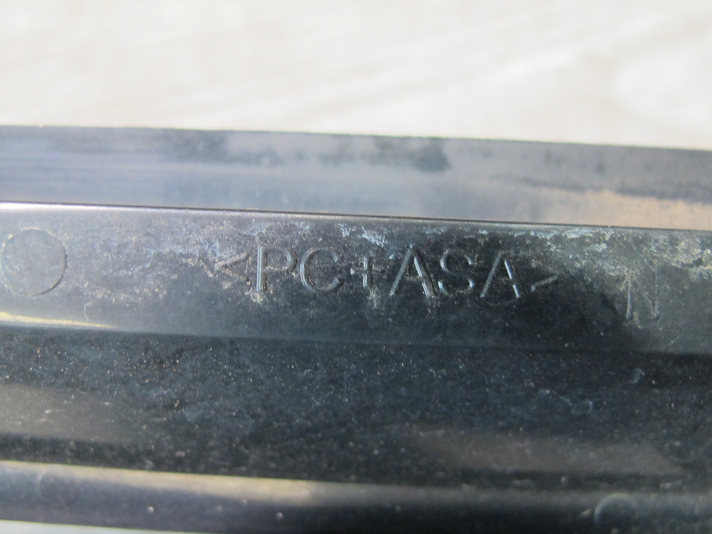 2003-2009 Hummer H2 Front Left & Right Fender Trim Grille Set of 2