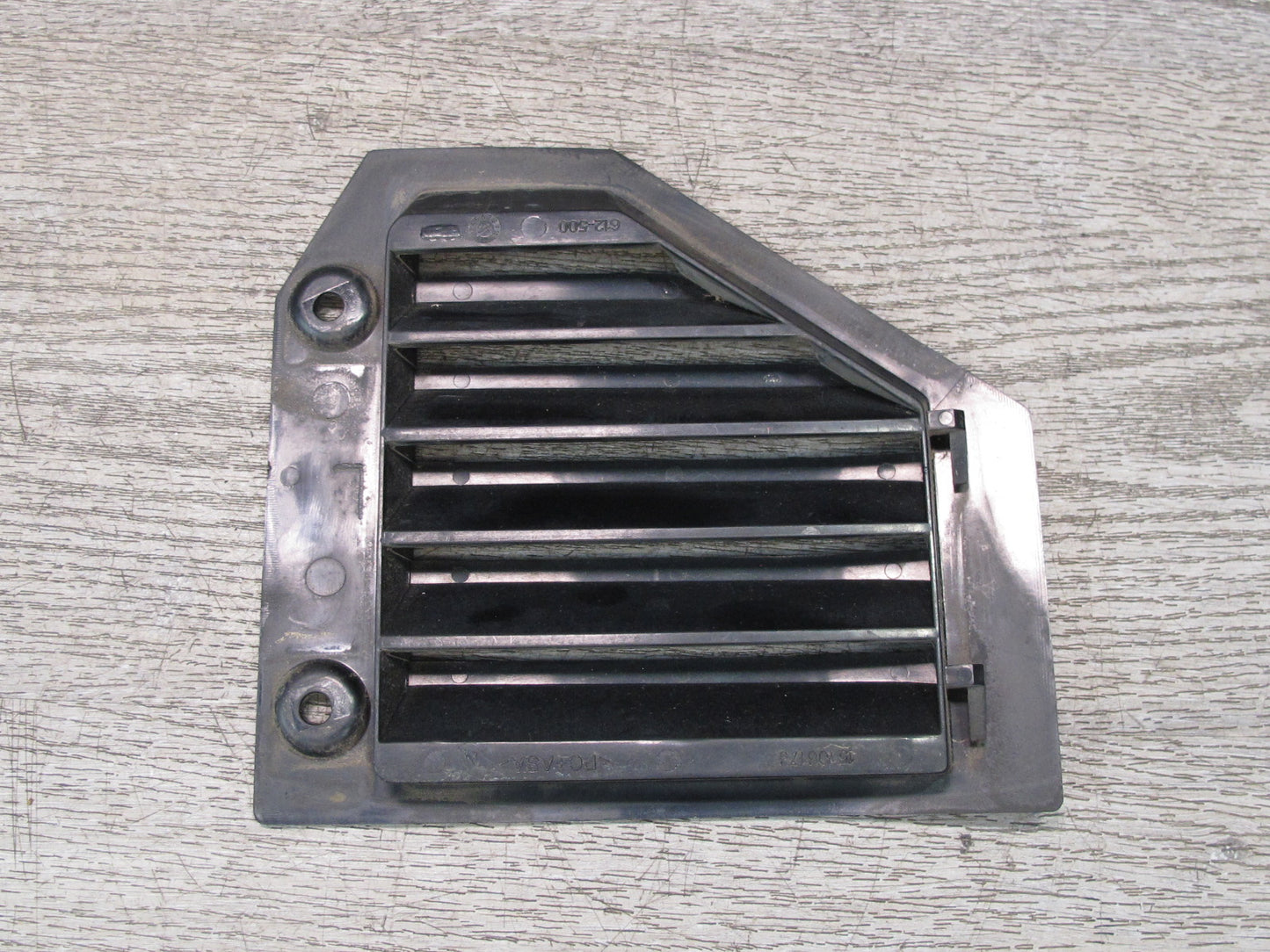 2003-2009 Hummer H2 Front Left & Right Fender Trim Grille Set of 2