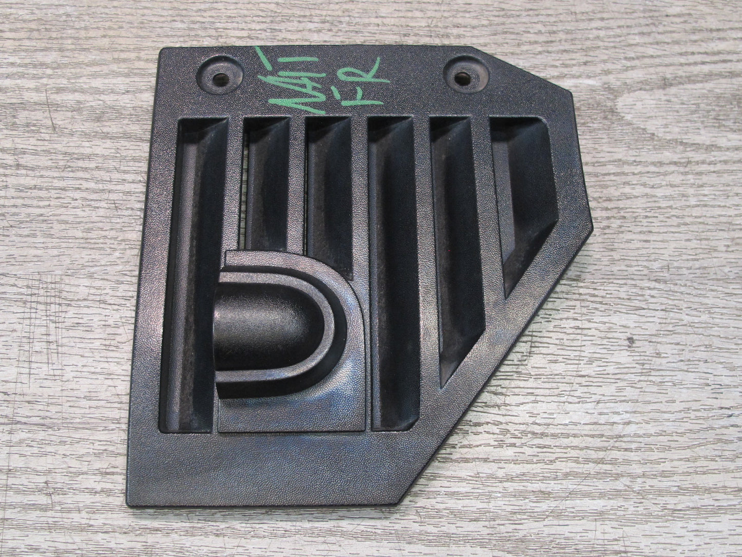 2003-2009 Hummer H2 Front Left & Right Fender Trim Grille Set of 2