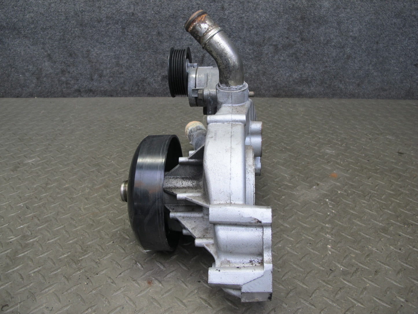 2003-2007 Hummer H2 6.0L Engine Coolant Motor Water Pump