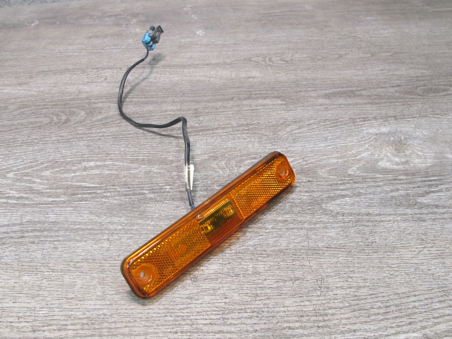 2008-2009 Hummer H2 Front Left & Right Side Marker Light Lamp Set of 2