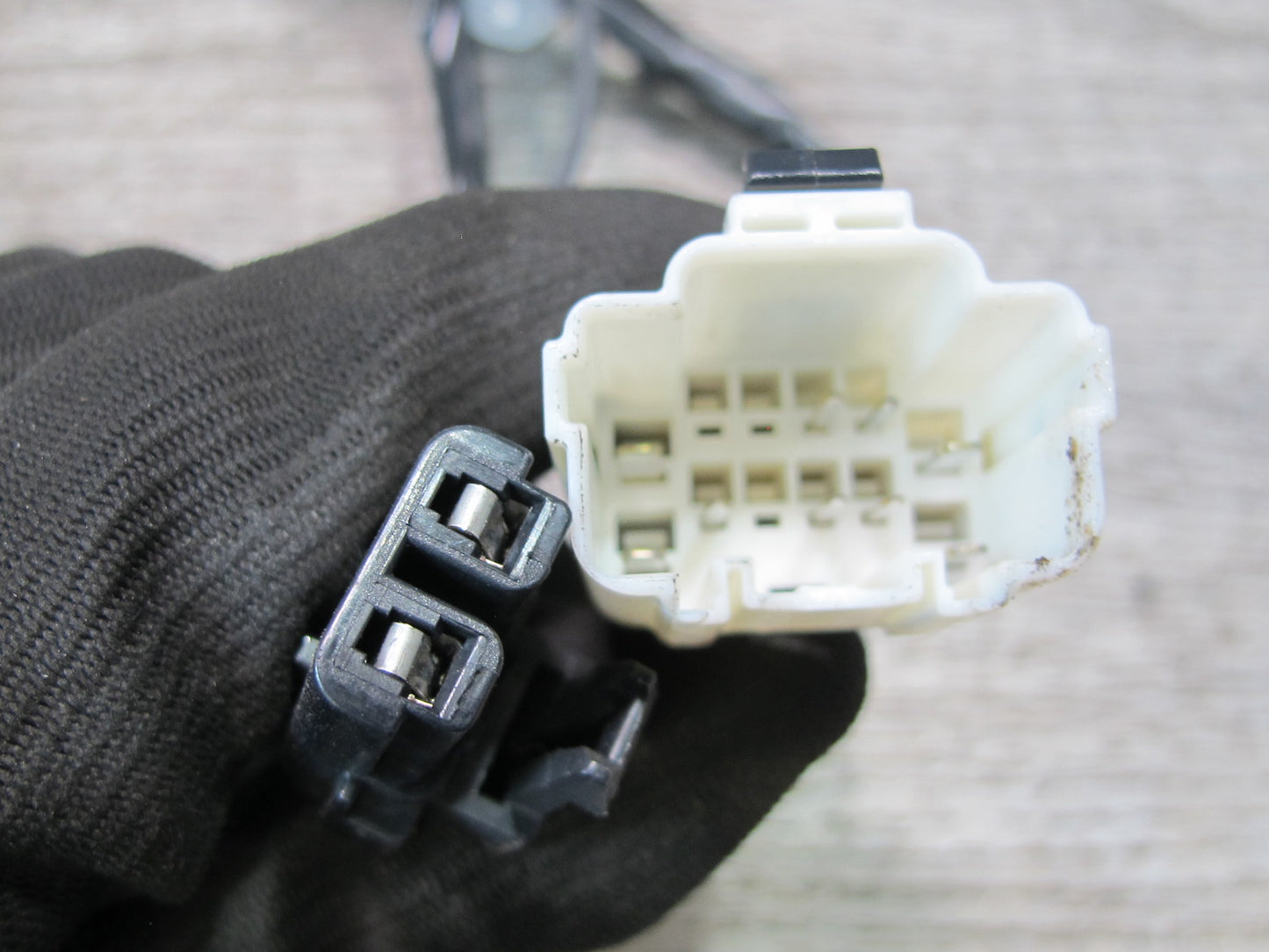 2008-2009 Hummer H2 A/C Heater Flap Door Actuator Motor Wiring Set