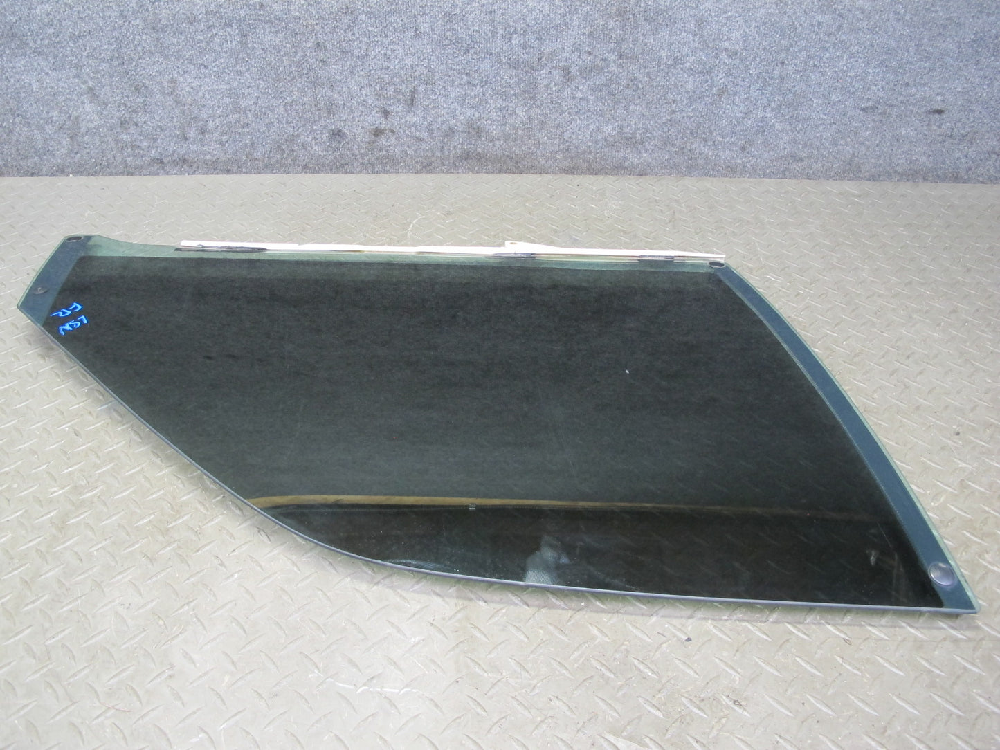 98-00 Lexus UCF20L LS400 Front Right Passenger Door Glass Window Tinted OEM