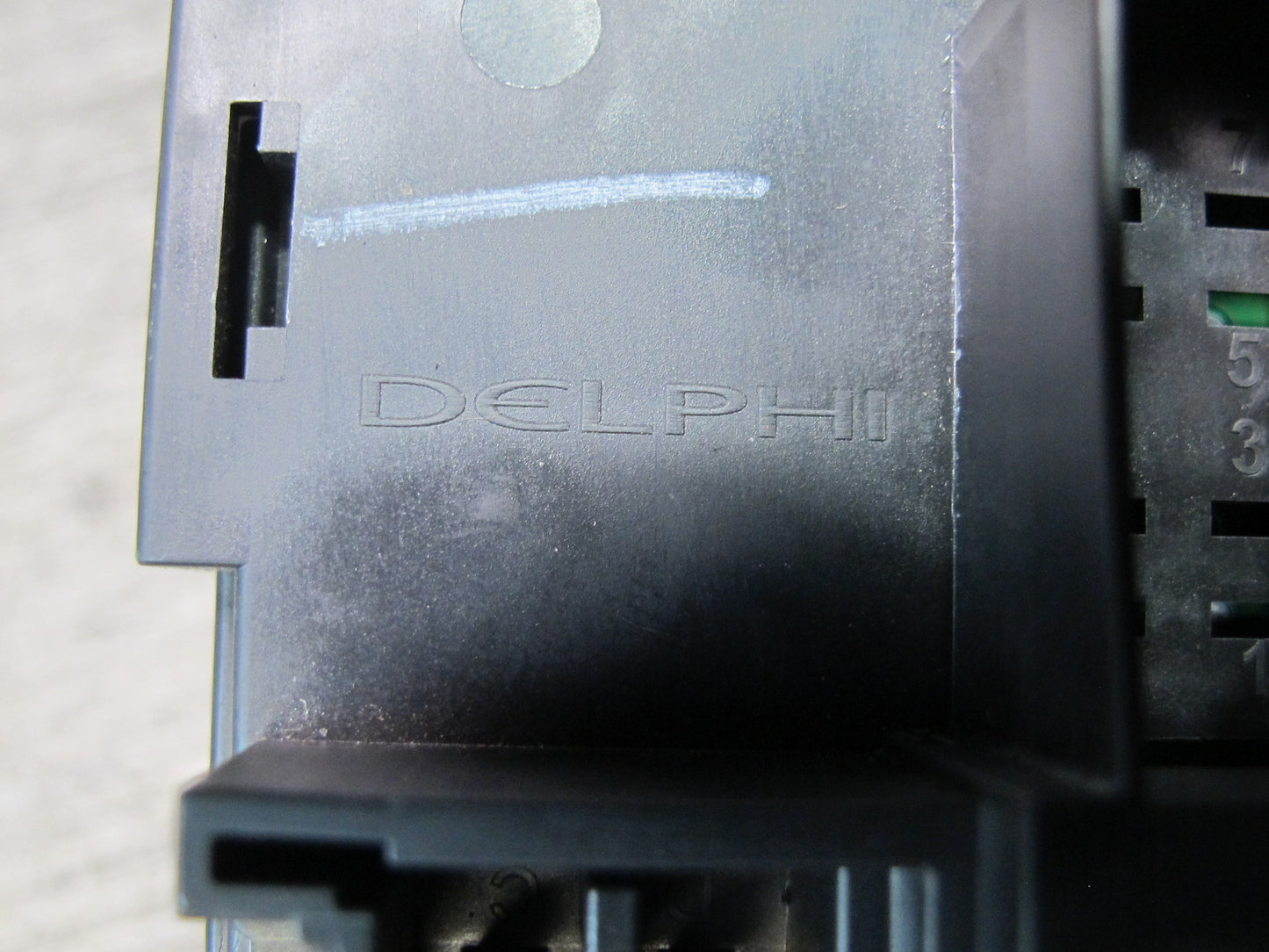 2008-2009 Hummer H2 Under Dash Cabin Junction Fuse Box 15780696