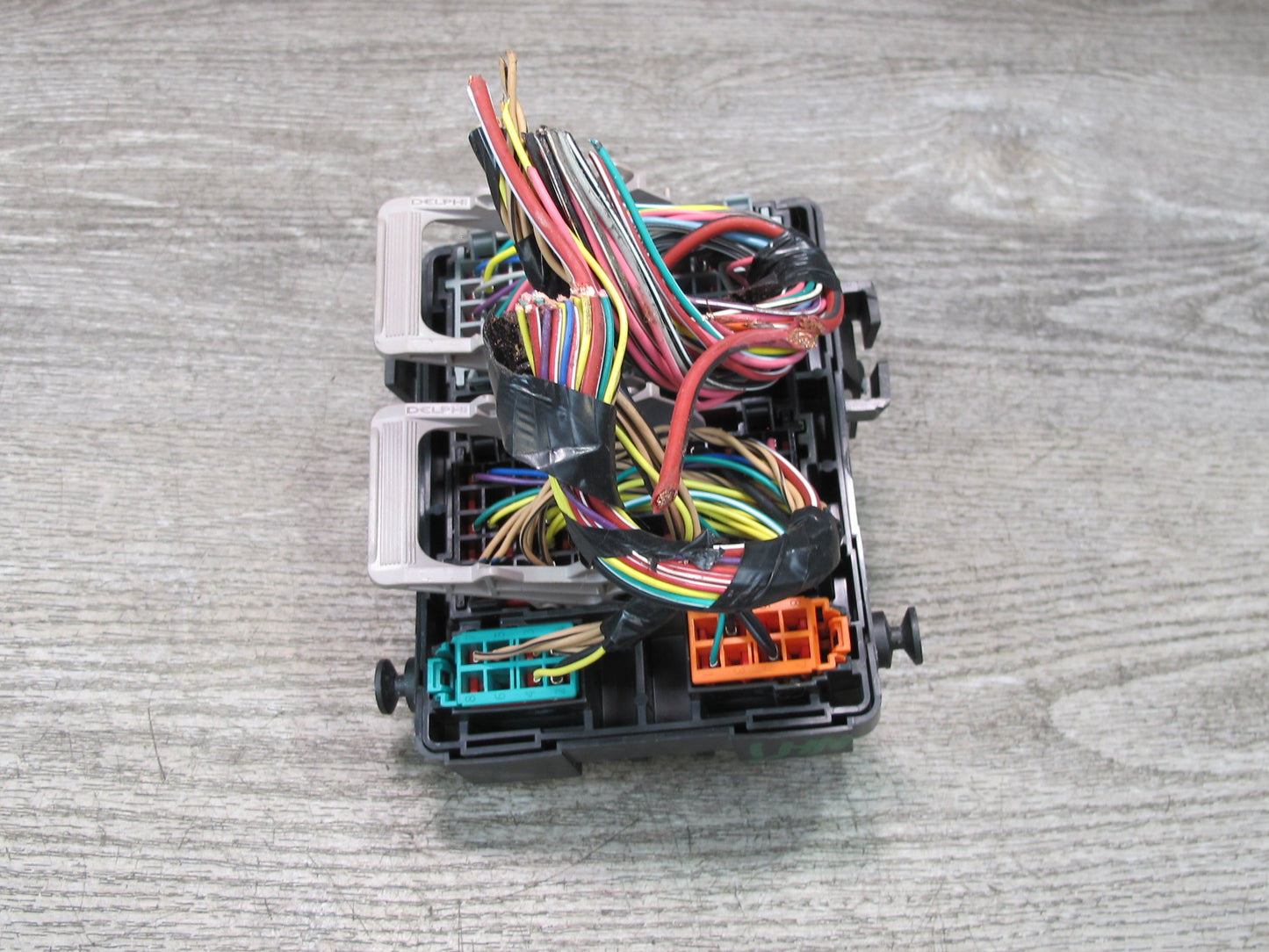 2008-2009 Hummer H2 Under Dash Cabin Junction Fuse Box 15780696