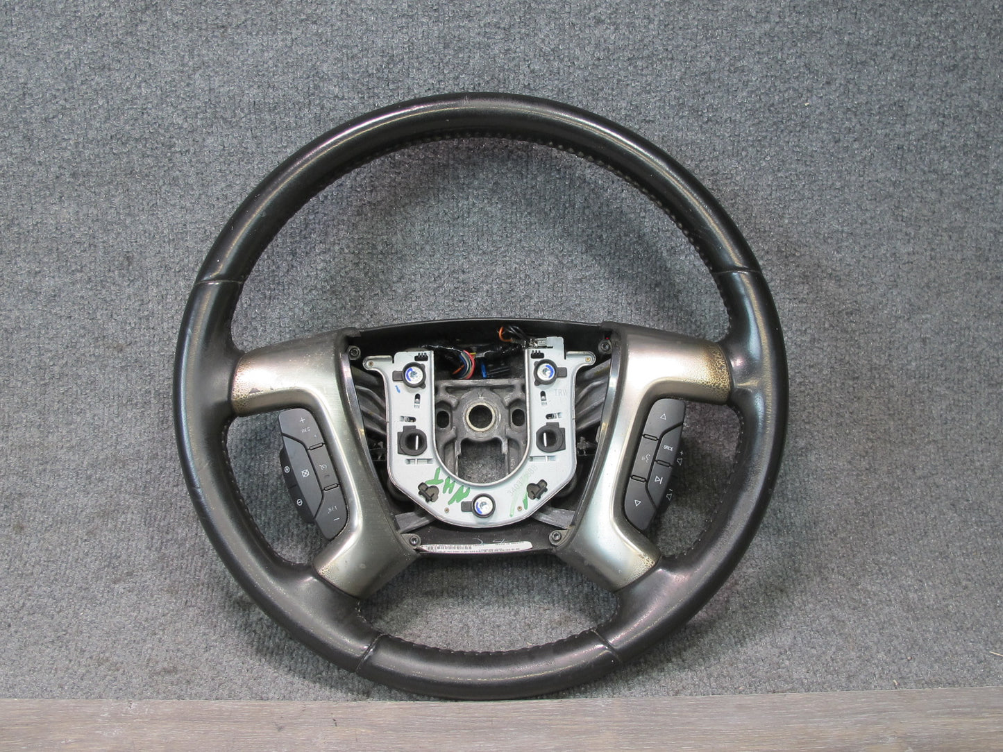 2008-2009 Hummer H2 Leather Steering w Controls & Shifters