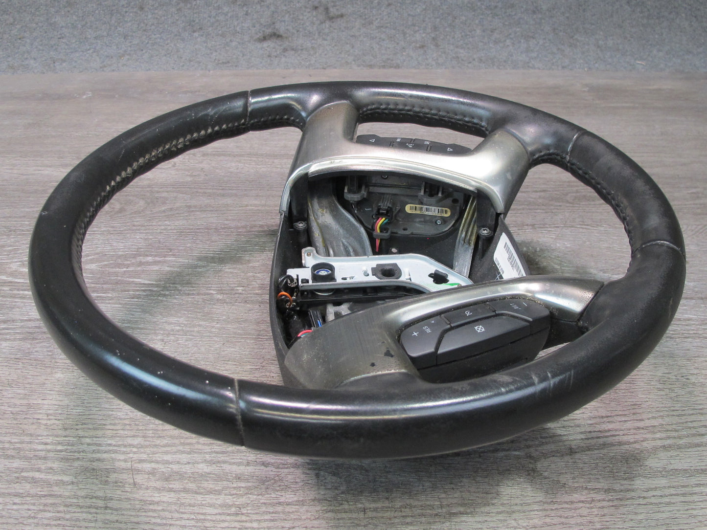 2008-2009 Hummer H2 Leather Steering w Controls & Shifters