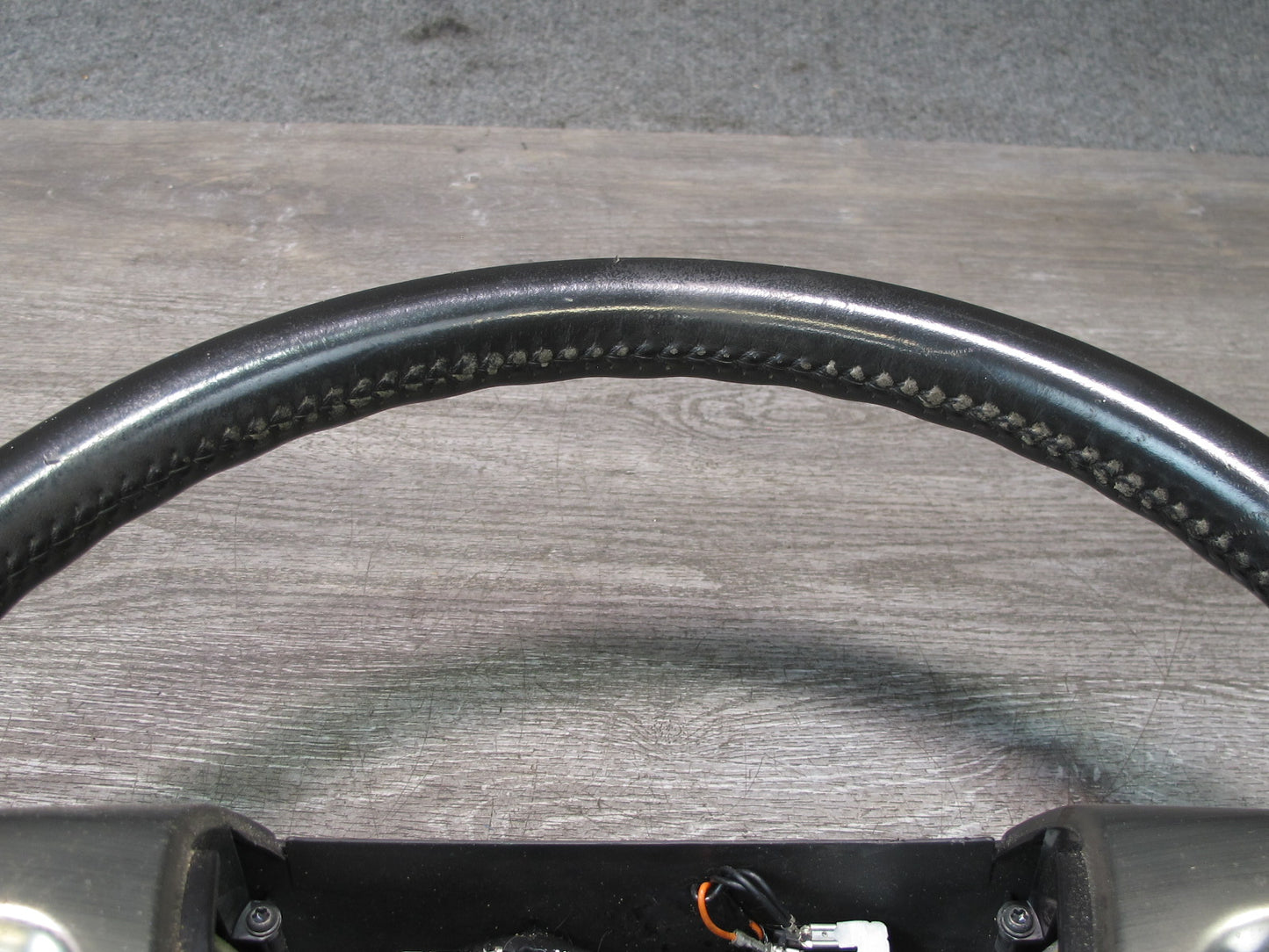 2008-2009 Hummer H2 Leather Steering w Controls & Shifters