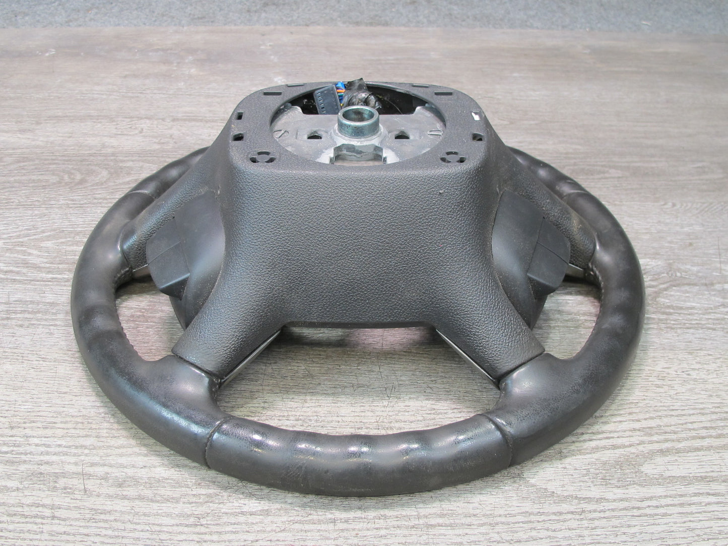 2008-2009 Hummer H2 Leather Steering w Controls & Shifters