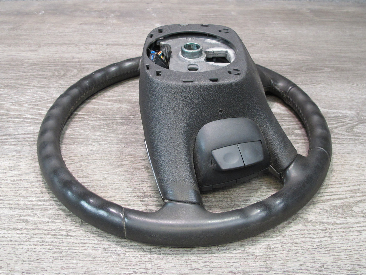 2008-2009 Hummer H2 Leather Steering w Controls & Shifters