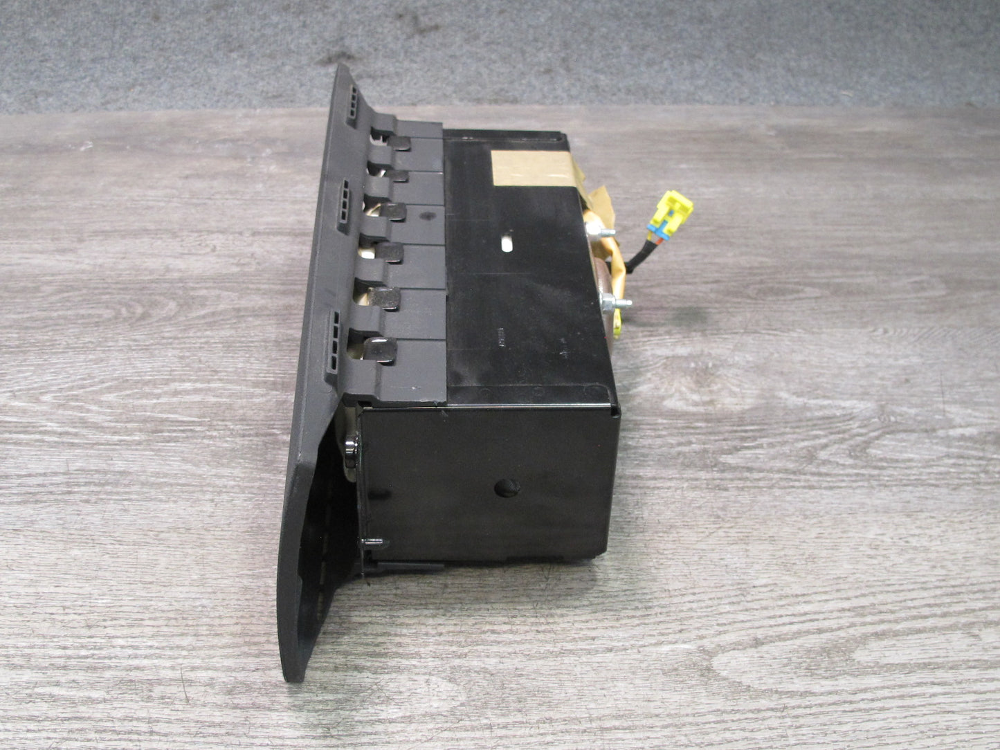 08-09 HUMMER H2 FRONT RIGHT PASSENGER SIDE DASH SRS AIRBAG OEM