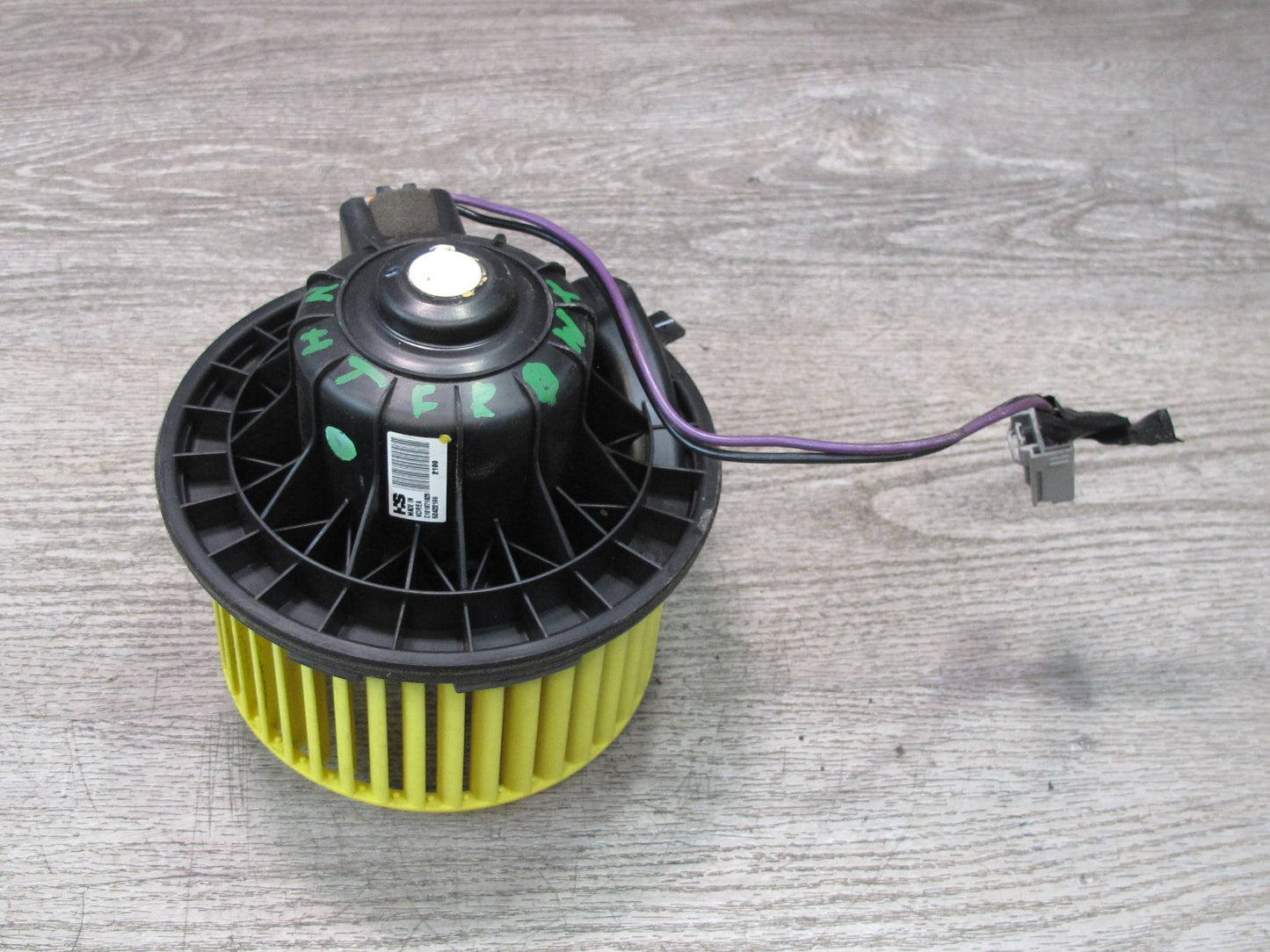 2008-2009 Hummer H2 Aftermarket A/C Heater Blower Motor Fan