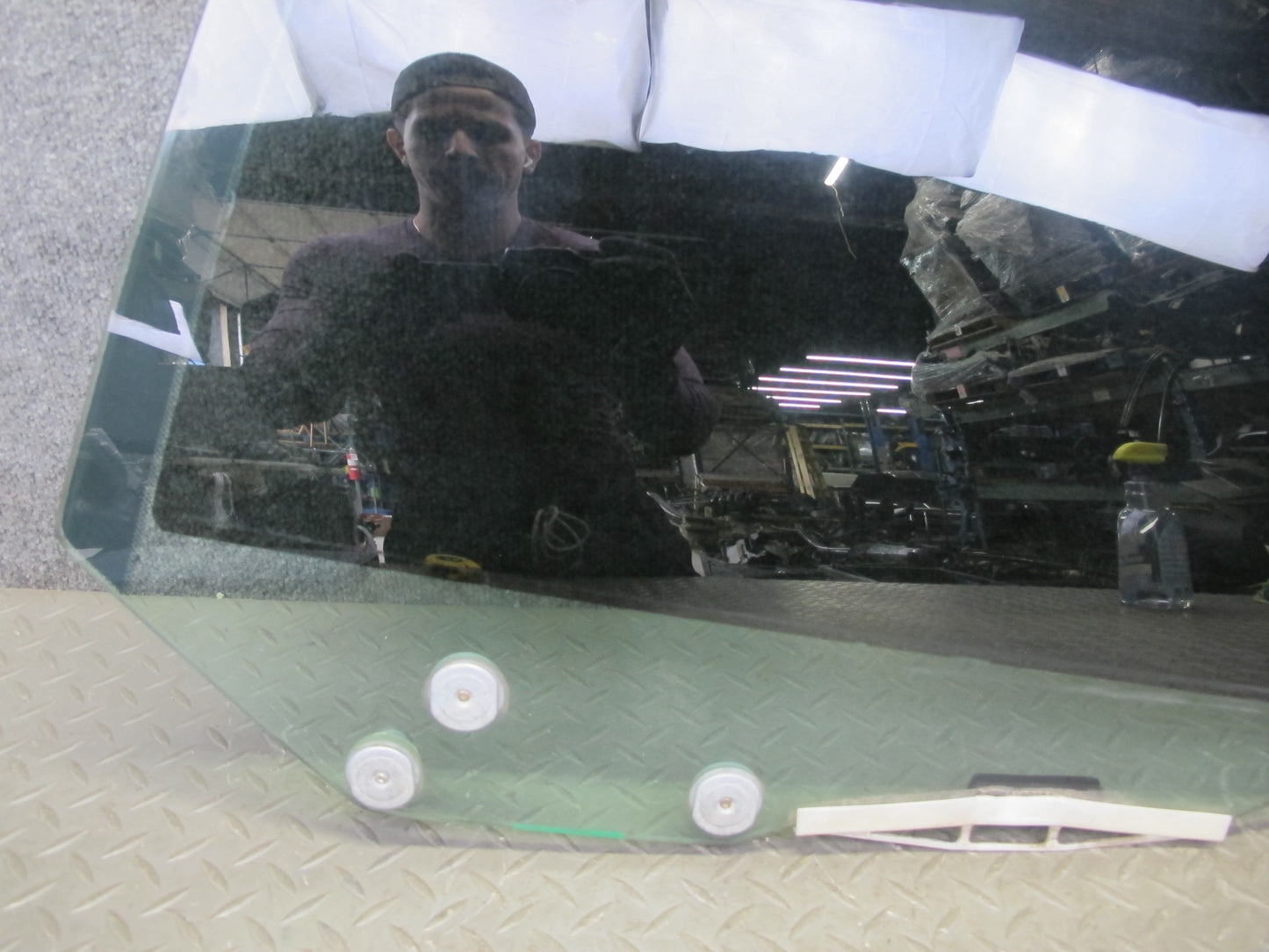 98-00 Lexus UCF20L LS400 Rear Left Door Glass Window OEM