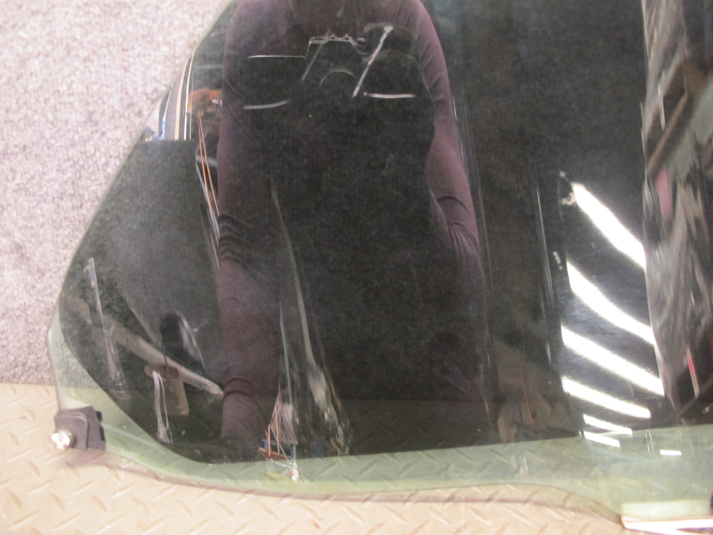 98-00 Lexus UCF20L LS400 Rear Left Door Glass Window OEM