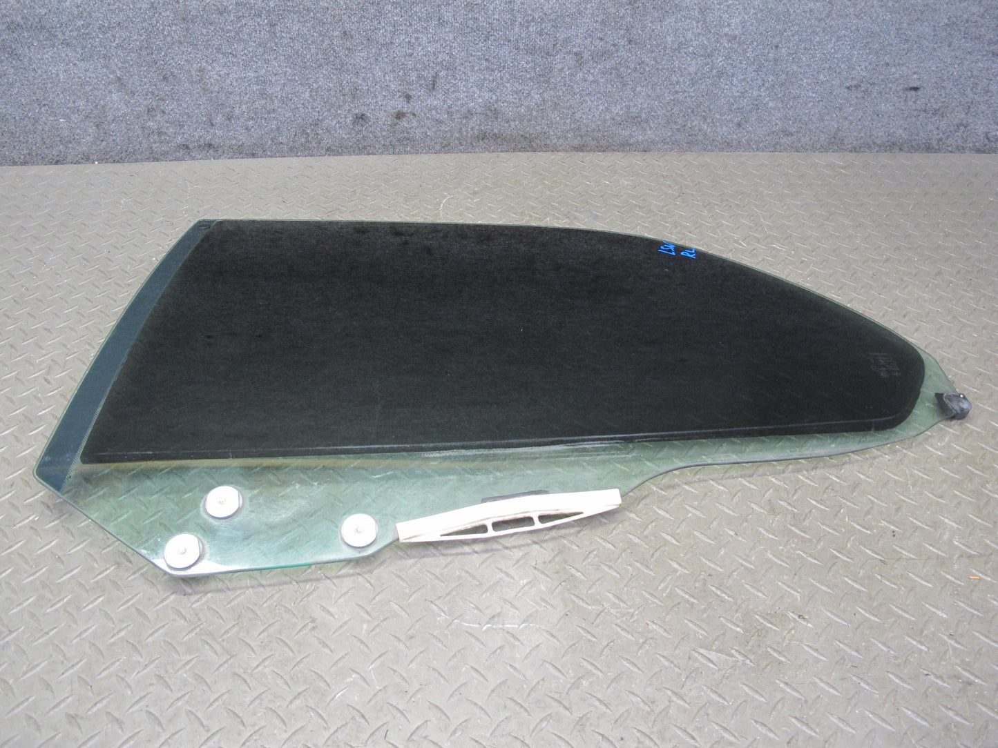 98-00 Lexus UCF20L LS400 Rear Left Door Glass Window OEM