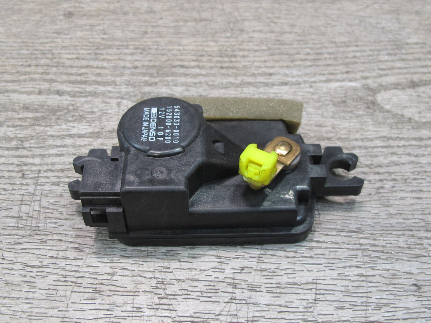 96-00 Toyota MARK2 JZX100 Rear Trunk Lock Actuator Motor 543033-0010 OEM