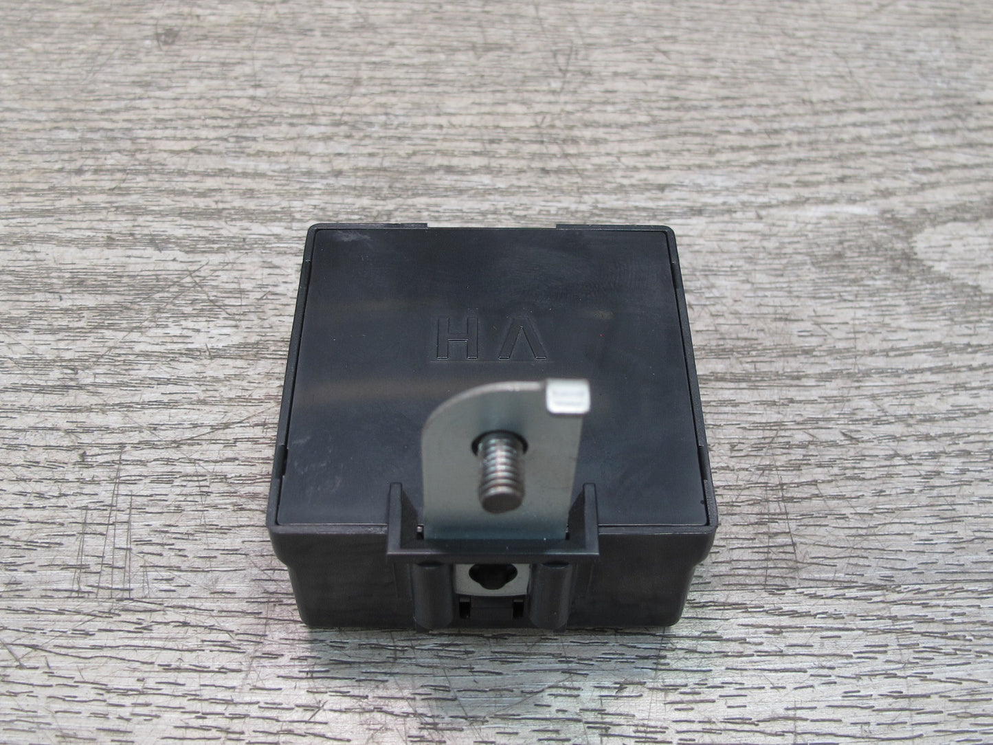 96-00 Toyota Cresta MARK2 JZX100 Lamp Failure Control Module 89373-22310 OEM