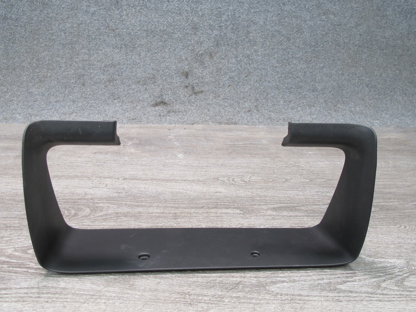 2008-2009 Hummer H2 Instrument Panel Cluster Gauge Trim Bezel Panel 15906885