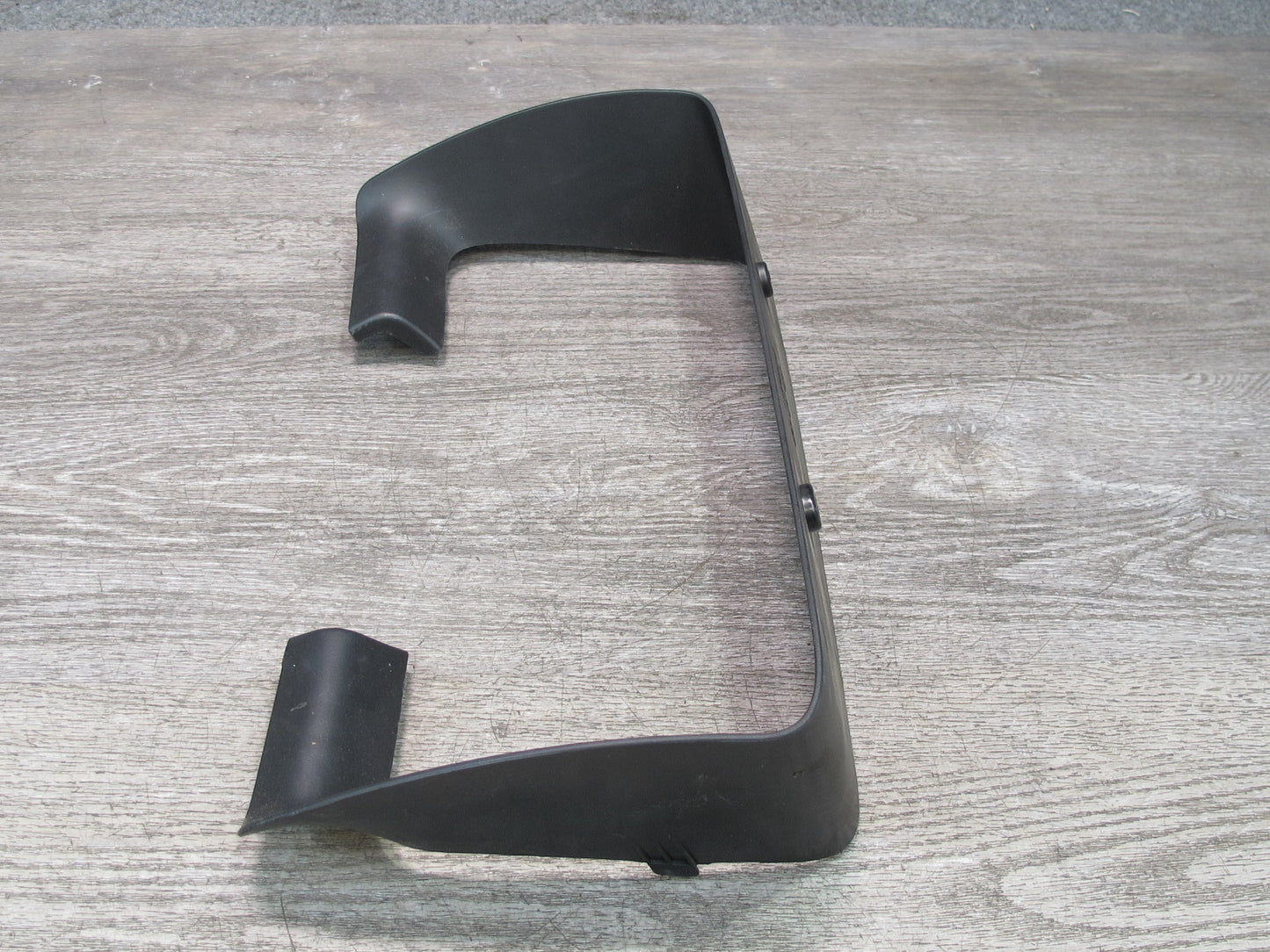 2008-2009 Hummer H2 Instrument Panel Cluster Gauge Trim Bezel Panel 15906885