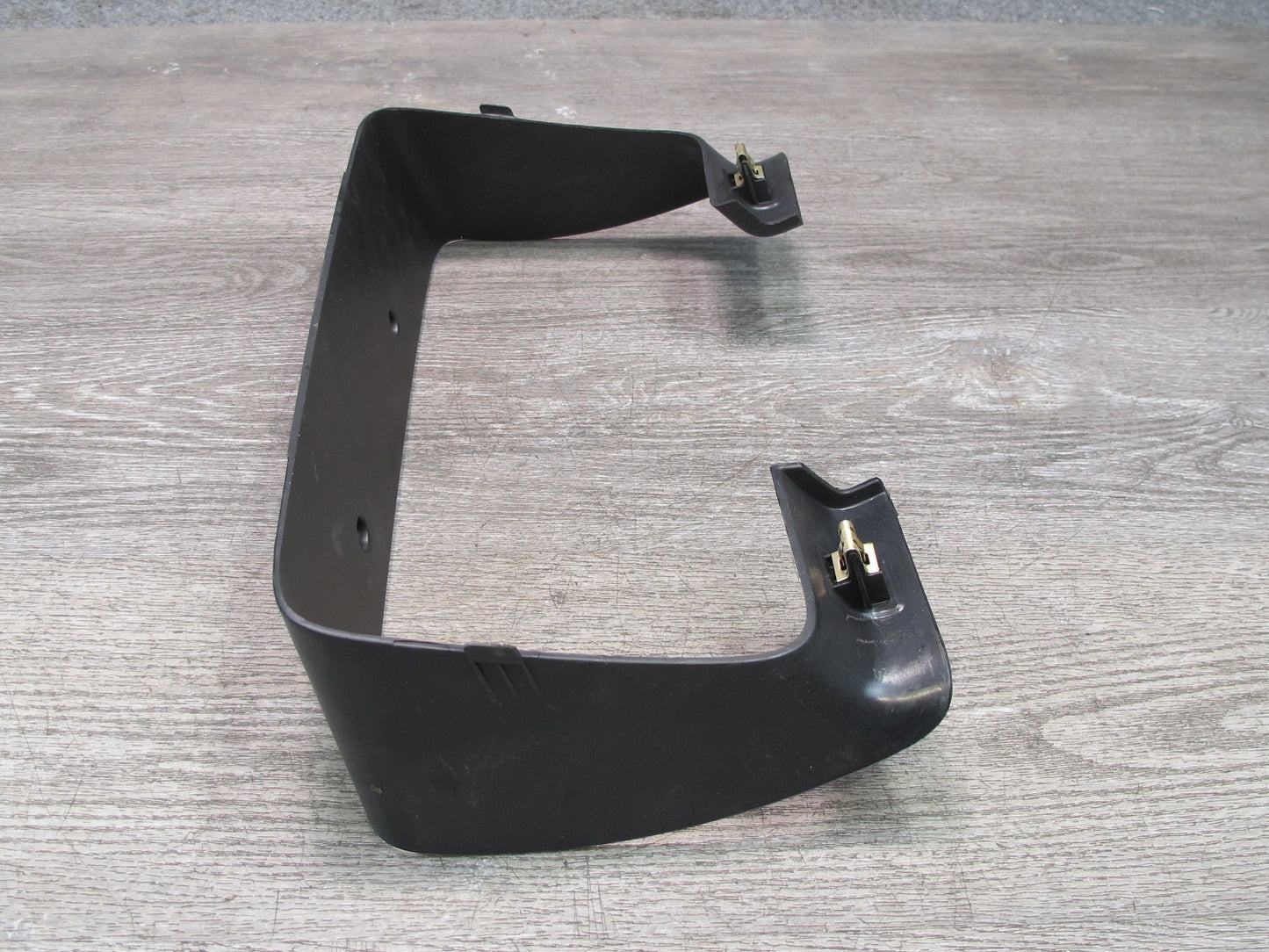 2008-2009 Hummer H2 Instrument Panel Cluster Gauge Trim Bezel Panel 15906885