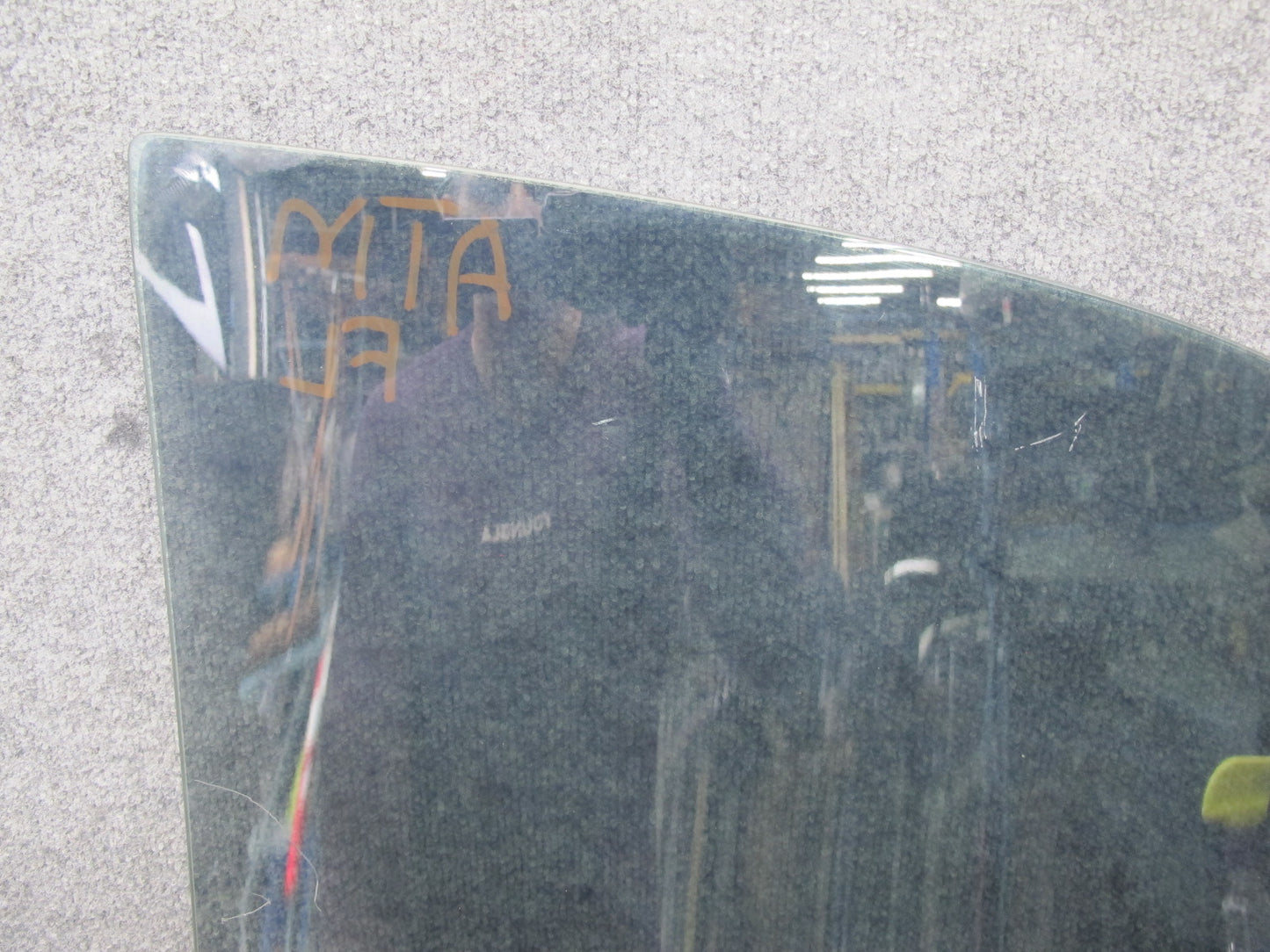 96-00 Toyota MARK2 JZX100 Tourer Front Left Door Glass Window OEM