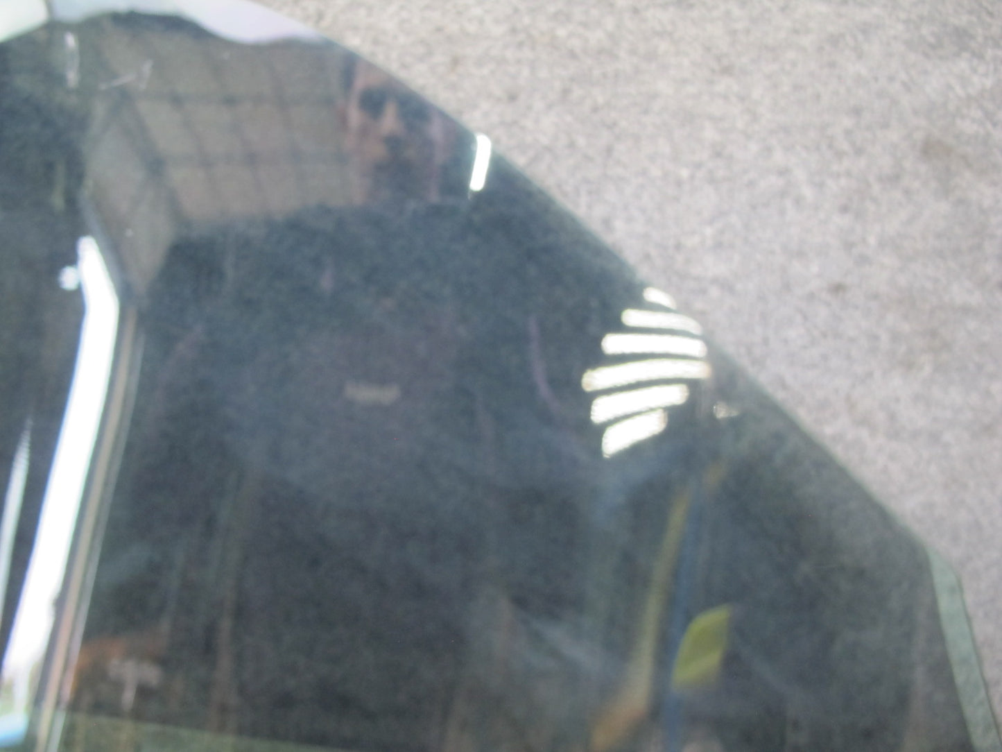 96-00 Toyota MARK2 JZX100 Tourer Front Left Door Glass Window OEM