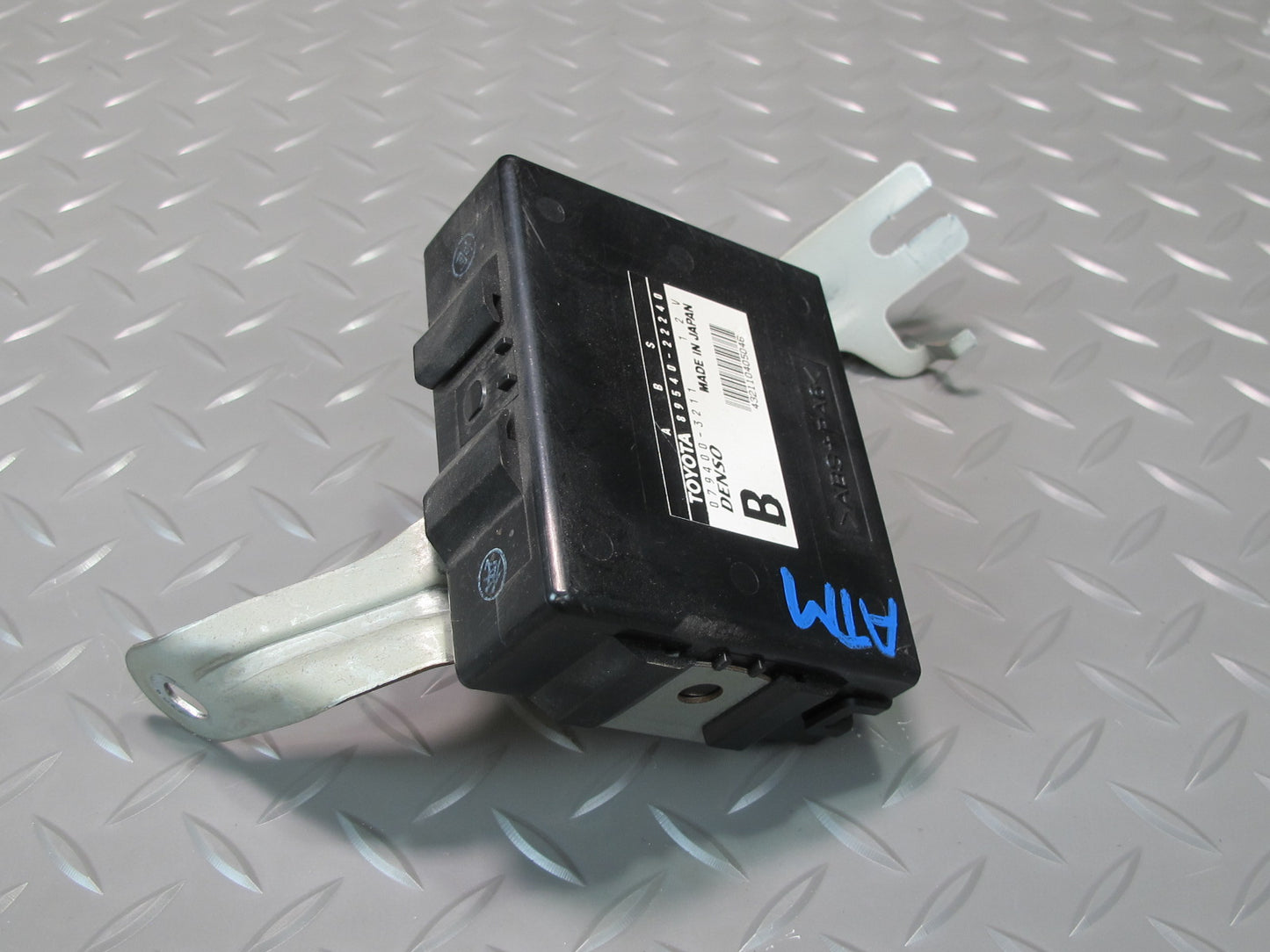 96-00 Toyota Cresta MARK2 JZX100 Anti Lock Brake ABS Control Module 89540-22240