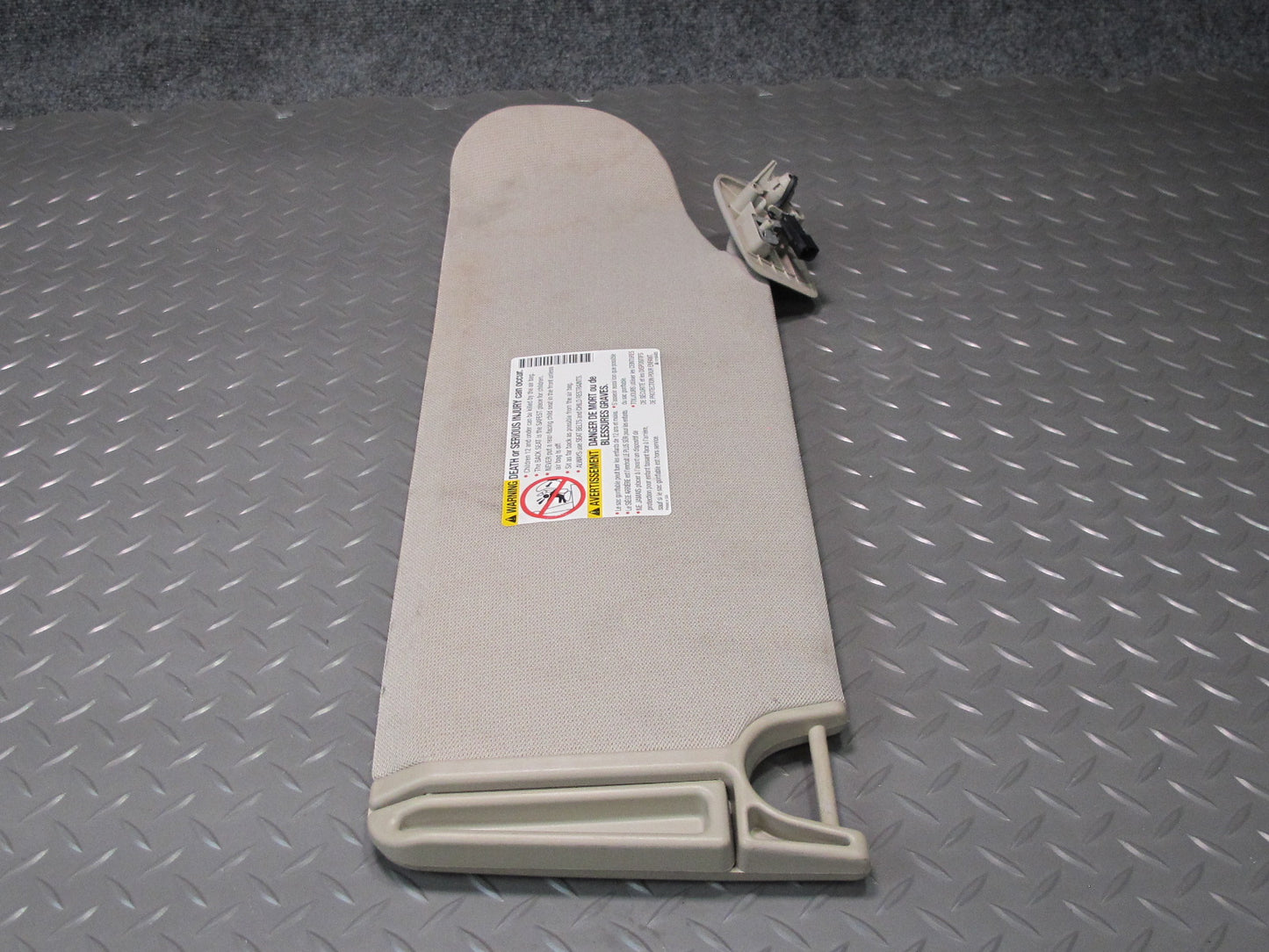 2008-2009 Hummer H2 Set of 2 Front Left & Right Sun Visor Beige