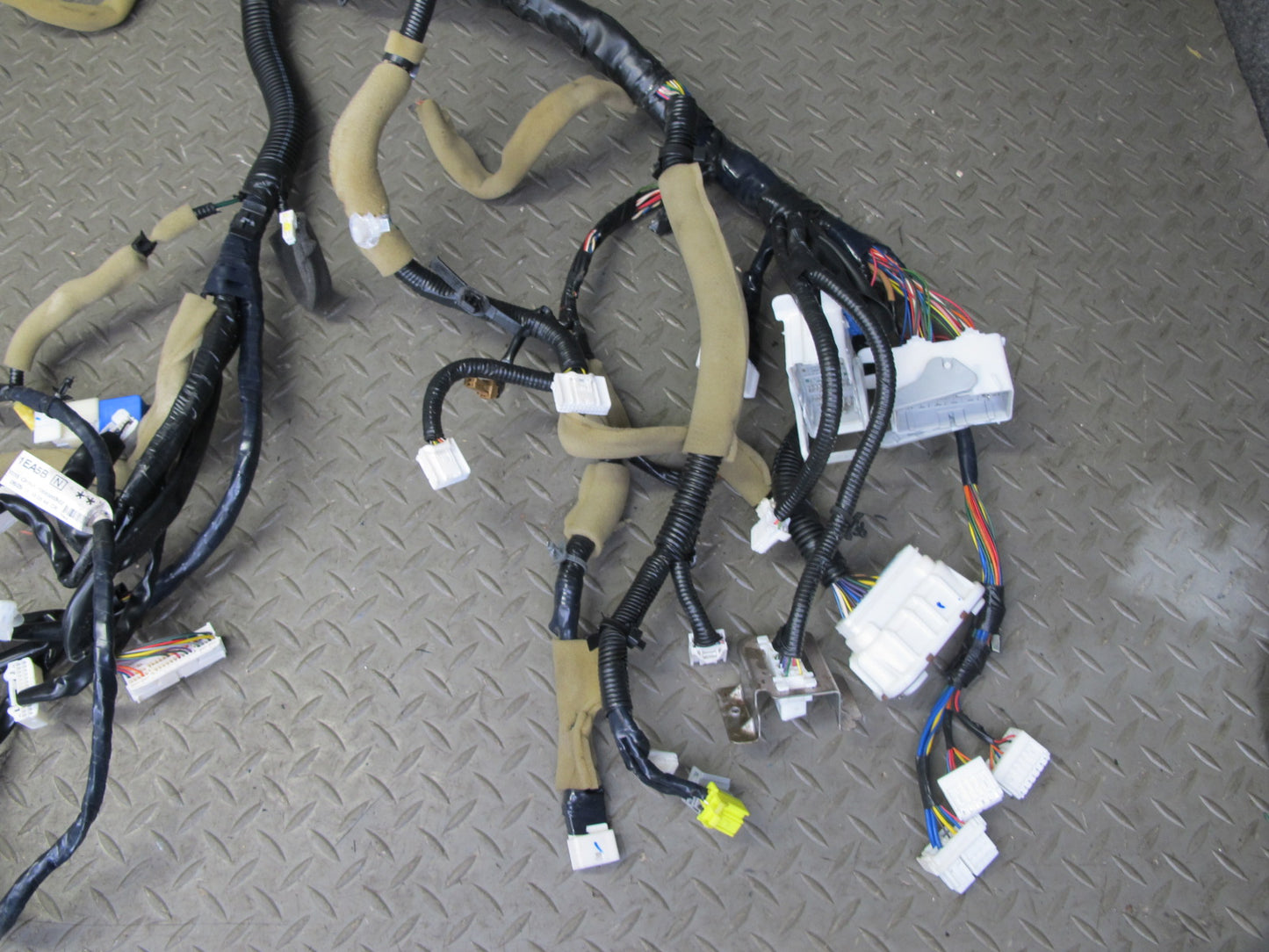 2014 Nissan 370Z Coupe M/T Touring Main Dash Dashboard Wire Wiring Harness OEM