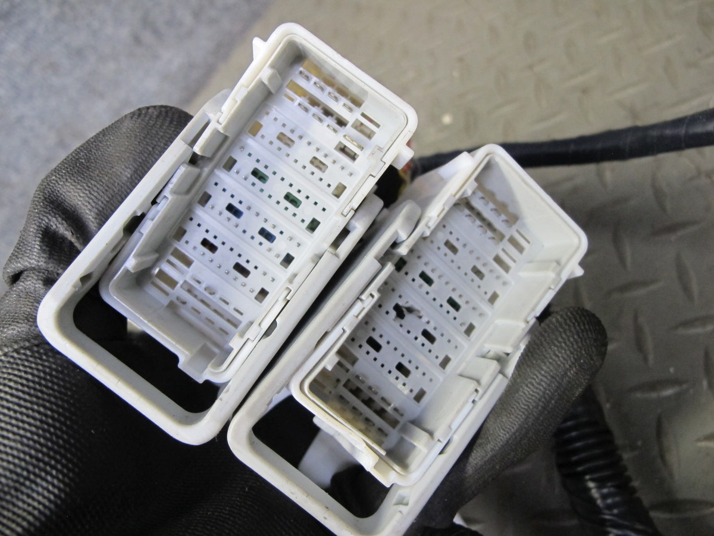 2014 Nissan 370Z Coupe M/T Touring Main Dash Dashboard Wire Wiring Harness OEM