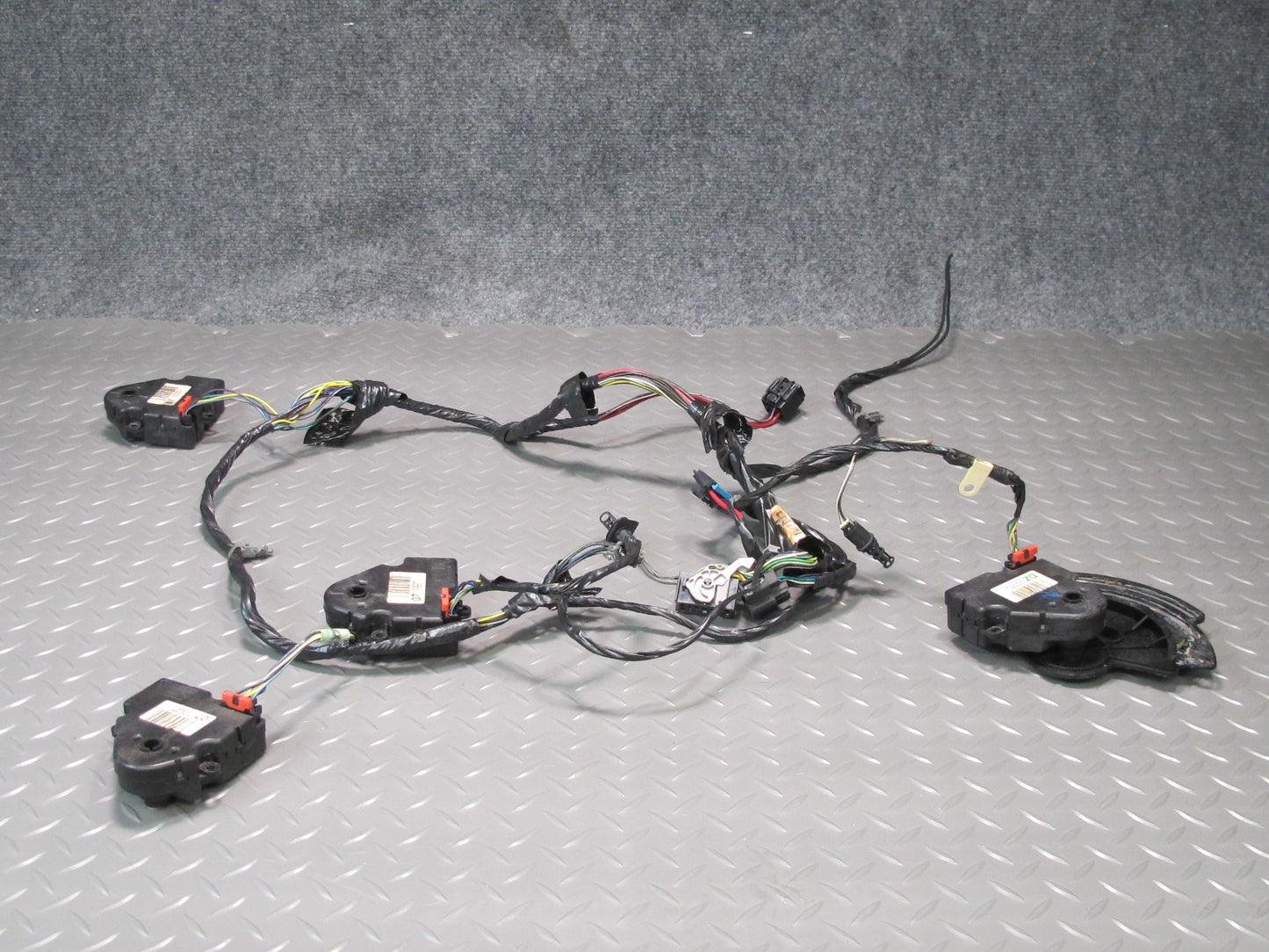 2008-2009 Hummer H2 Front A/C Heater Flap Door Actuator Motor Wiring Set