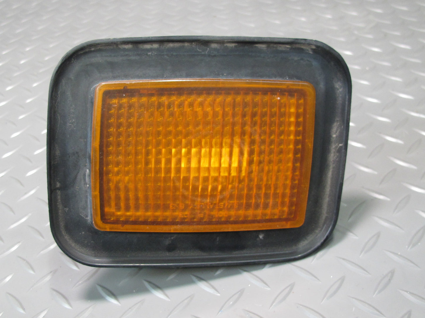 2003-2009 Hummer H2 Front Left & Right Side Turn Signal Parking Light Lamp Set