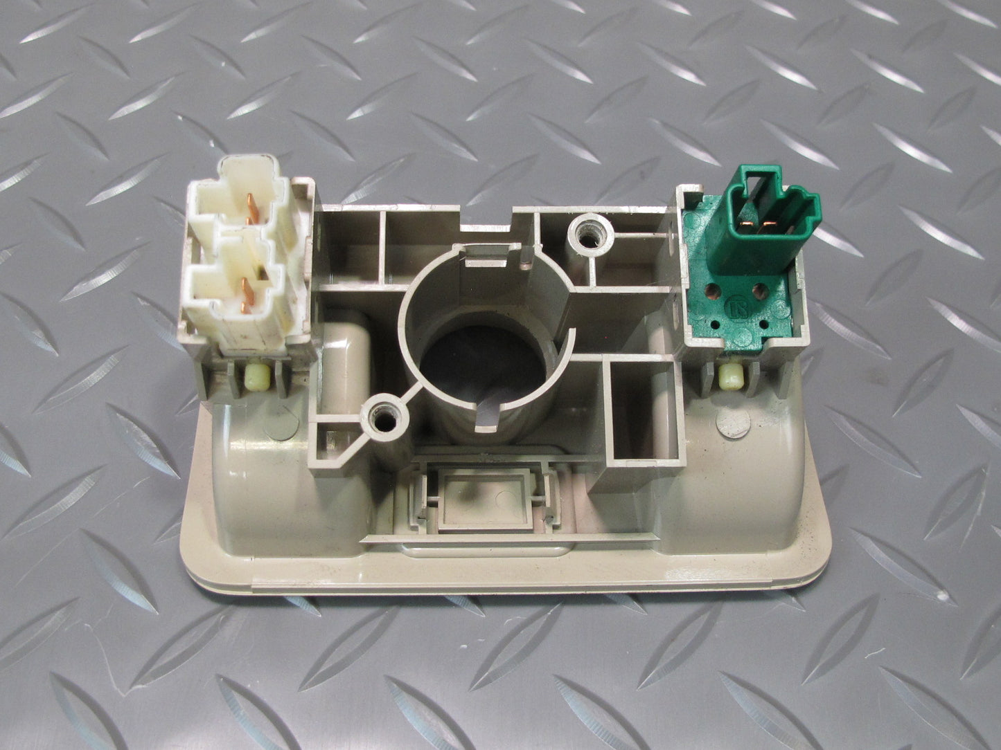 98-00 Lexus UCF20L SL400 Fuel Door & Trunk Lid Open Button Switch Ivory OEM