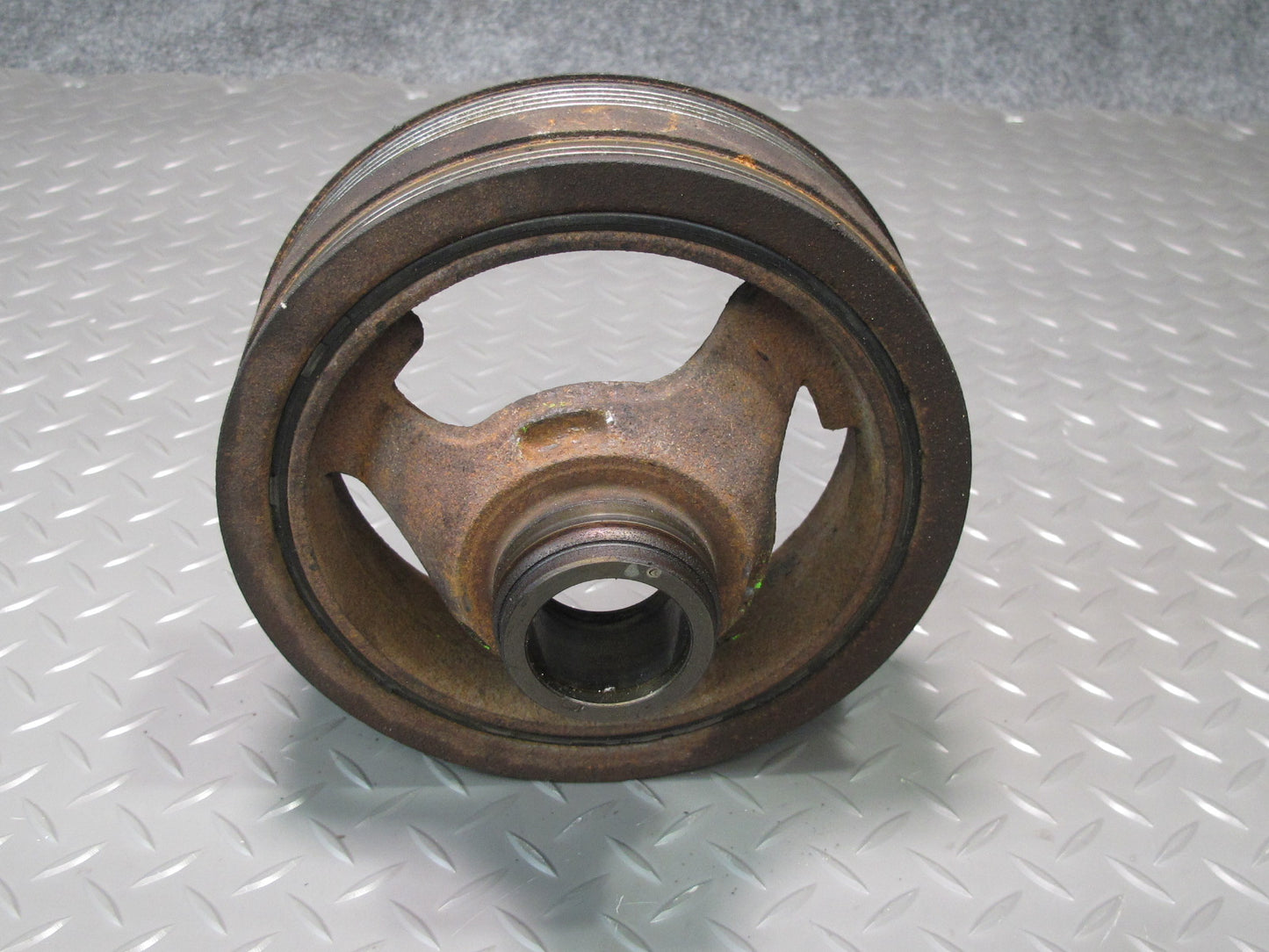 2003-2007 Hummer H2 6.0L Engine Harmonic Balancer Crankshaft Pulley