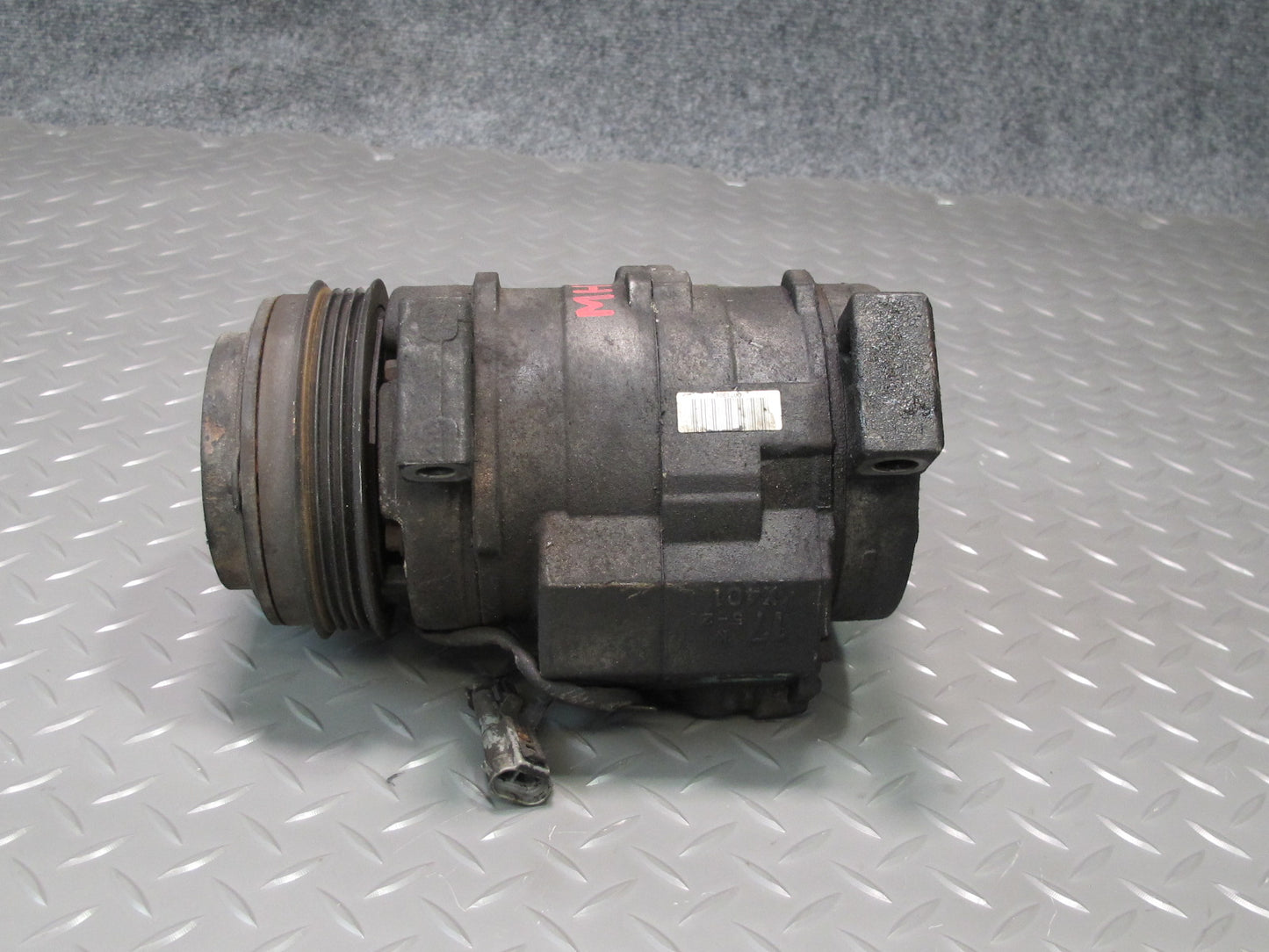 2003-2007 Hummer H2 6.0L Engine A/C Air Condition Compressor