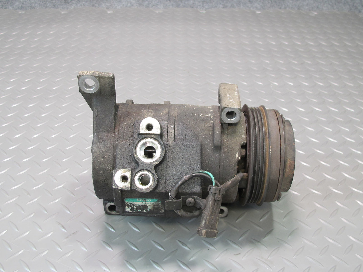2003-2007 Hummer H2 6.0L Engine A/C Air Condition Compressor