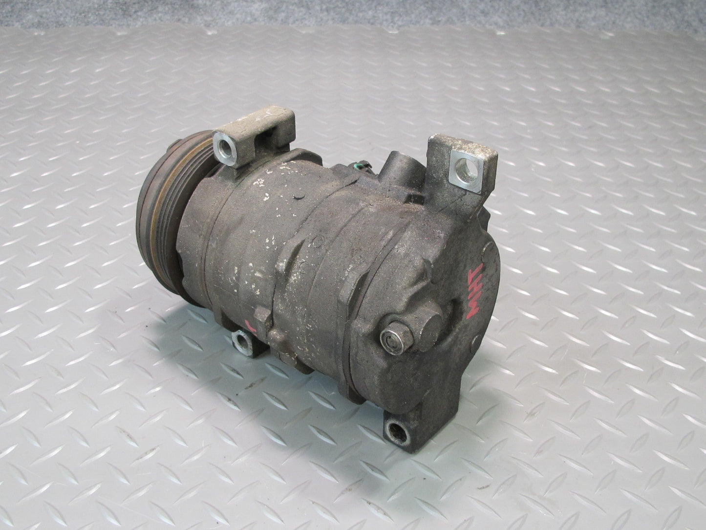 2003-2007 Hummer H2 6.0L Engine A/C Air Condition Compressor