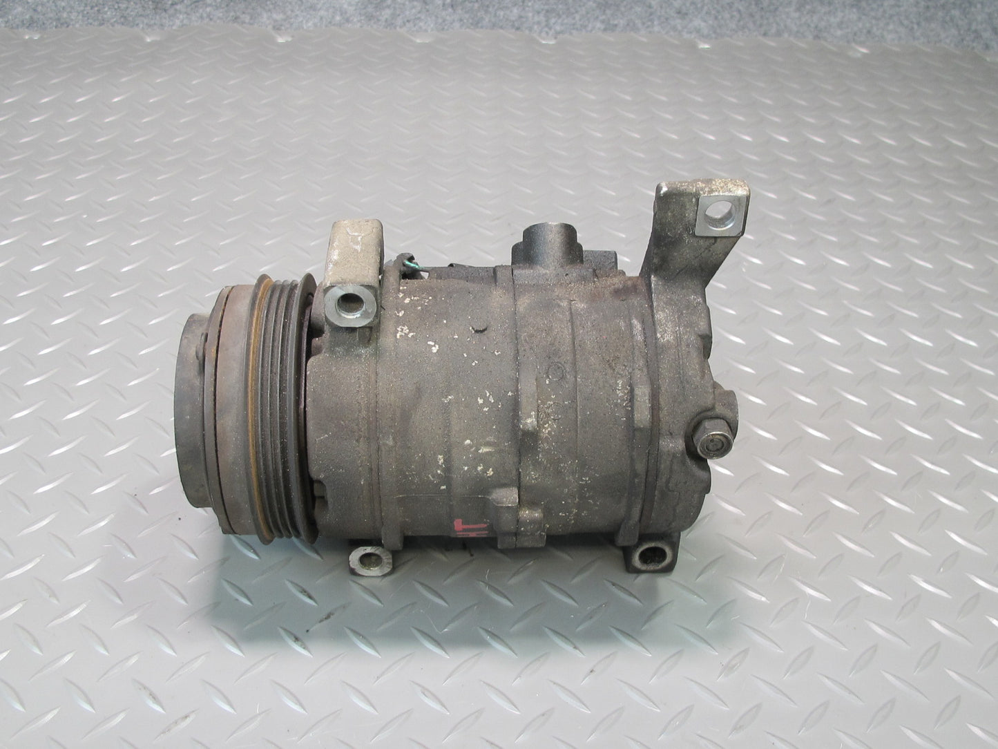 2003-2007 Hummer H2 6.0L Engine A/C Air Condition Compressor