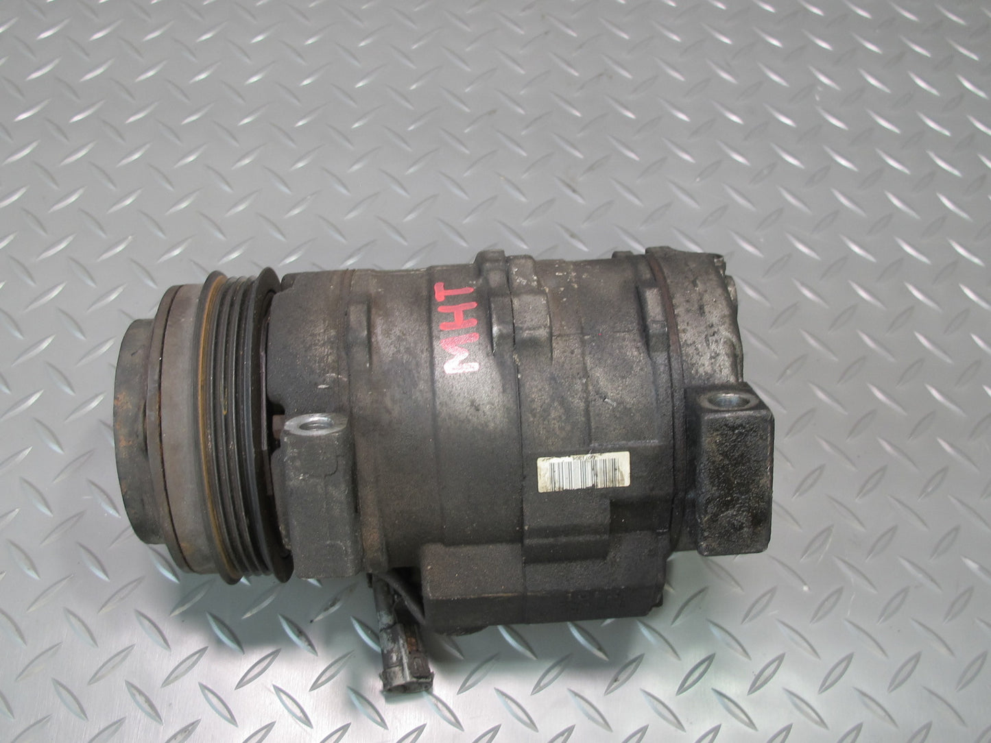 2003-2007 Hummer H2 6.0L Engine A/C Air Condition Compressor