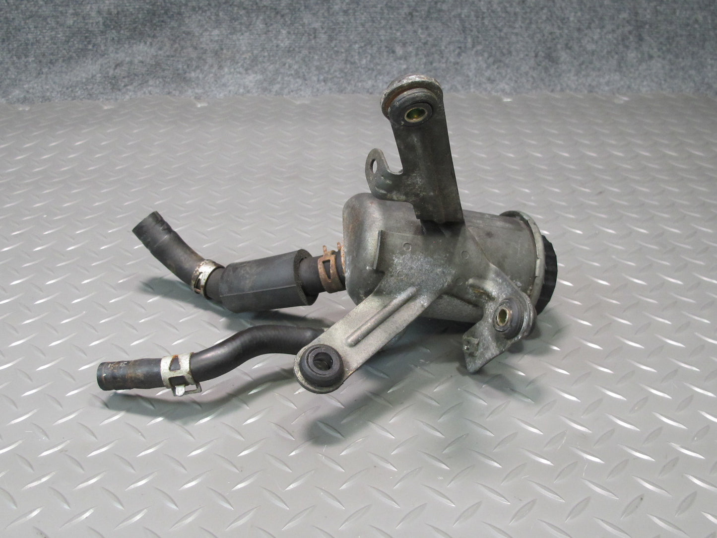 98-00 Lexus UCF20L LS400 Power Steering Reservoir Bottle Tank OEM