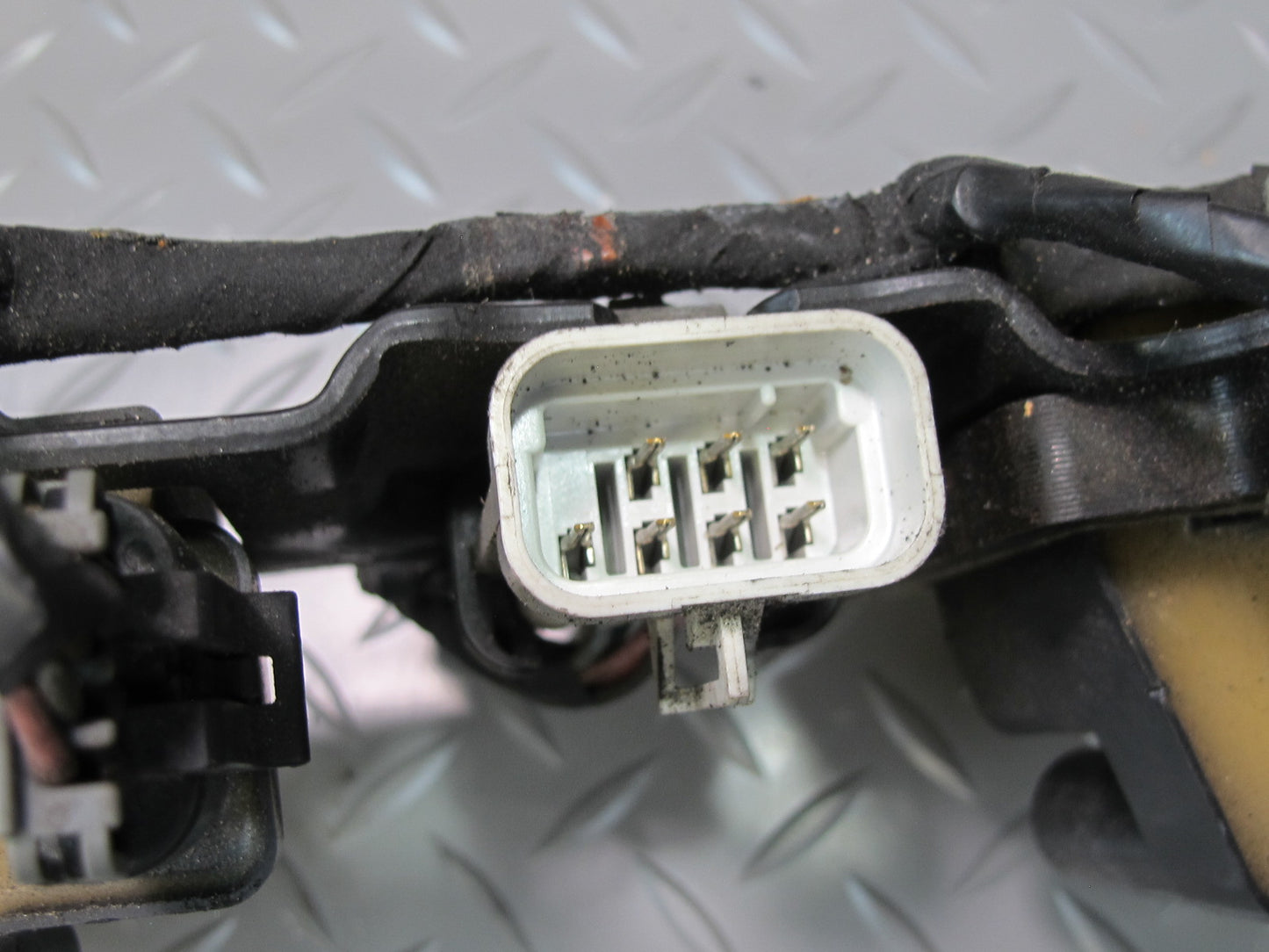 2003-2007 Hummer H2 6.0L Engine Left & Right Side Ignition Coil Ignitor Set