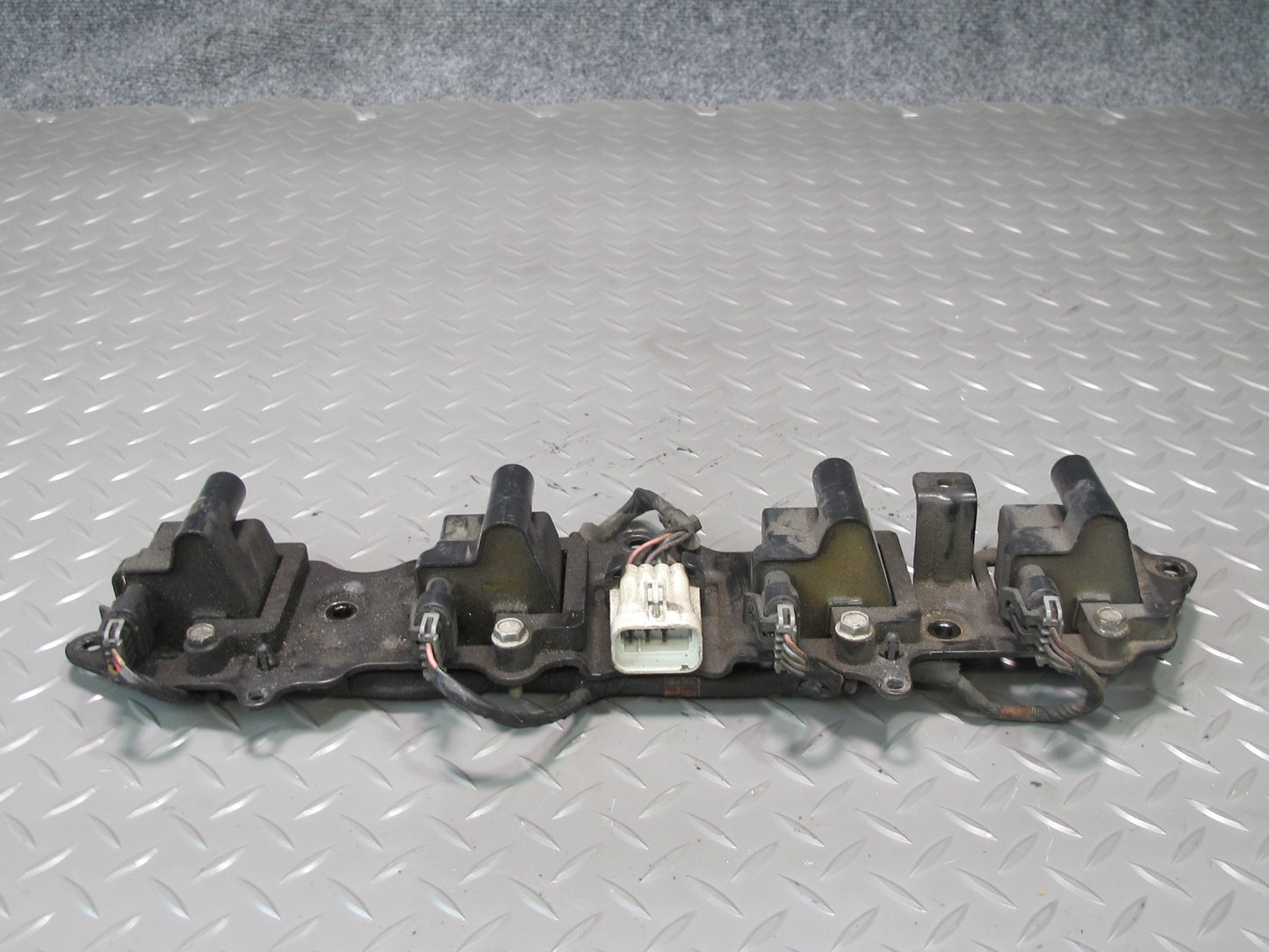 2003-2007 Hummer H2 6.0L Engine Left & Right Side Ignition Coil Ignitor Set