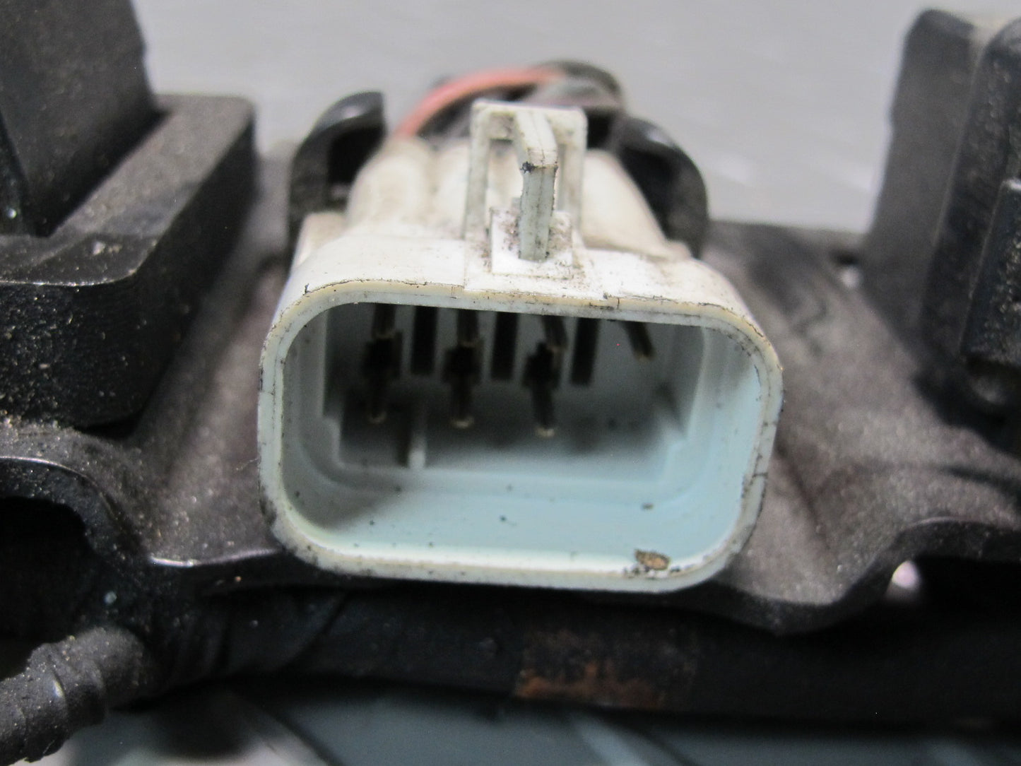 2003-2007 Hummer H2 6.0L Engine Left & Right Side Ignition Coil Ignitor Set