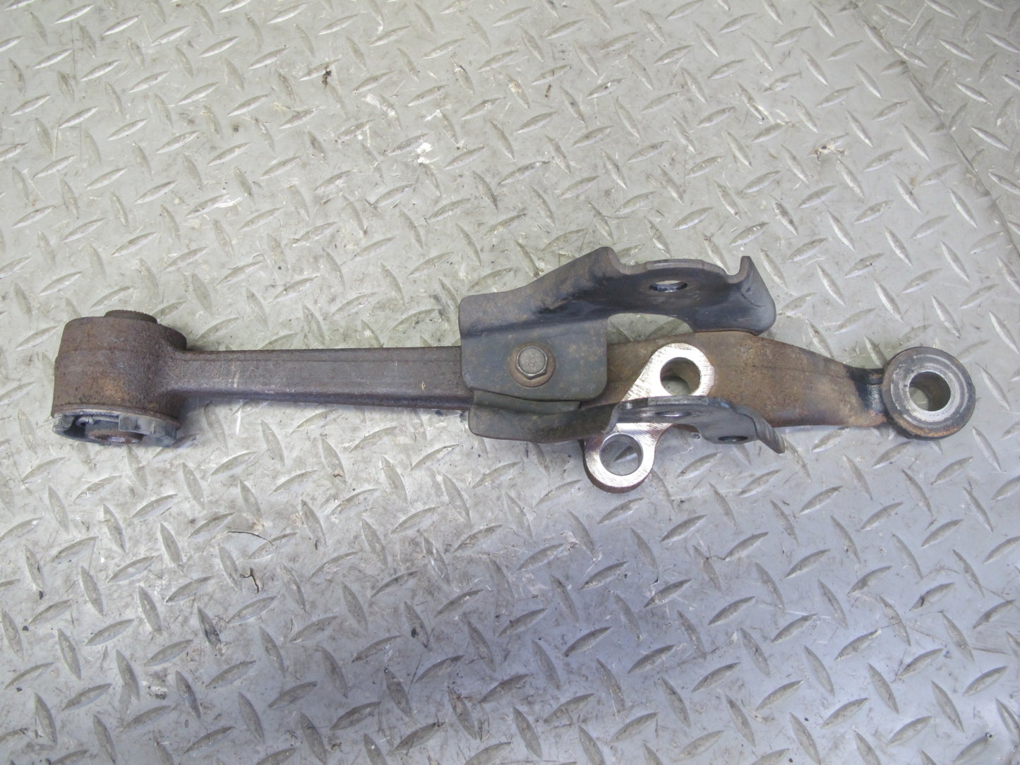 96-00 Toyota MARK2 JZX100 Tourer Set of 2 Front Right Suspension Control Arm OEM