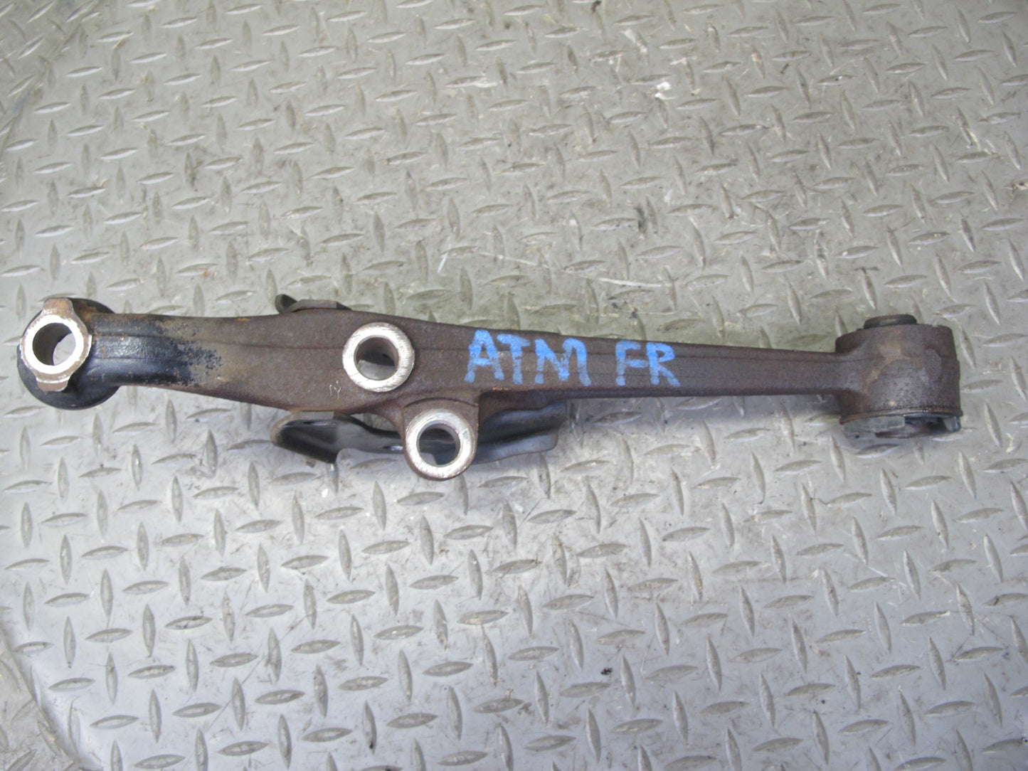 96-00 Toyota MARK2 JZX100 Tourer Set of 2 Front Right Suspension Control Arm OEM