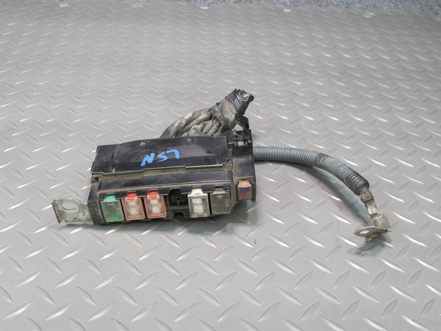 98-00 Lexus UCF20 LS400 Engine Bay Cartridge Fuse Relay Box OEM