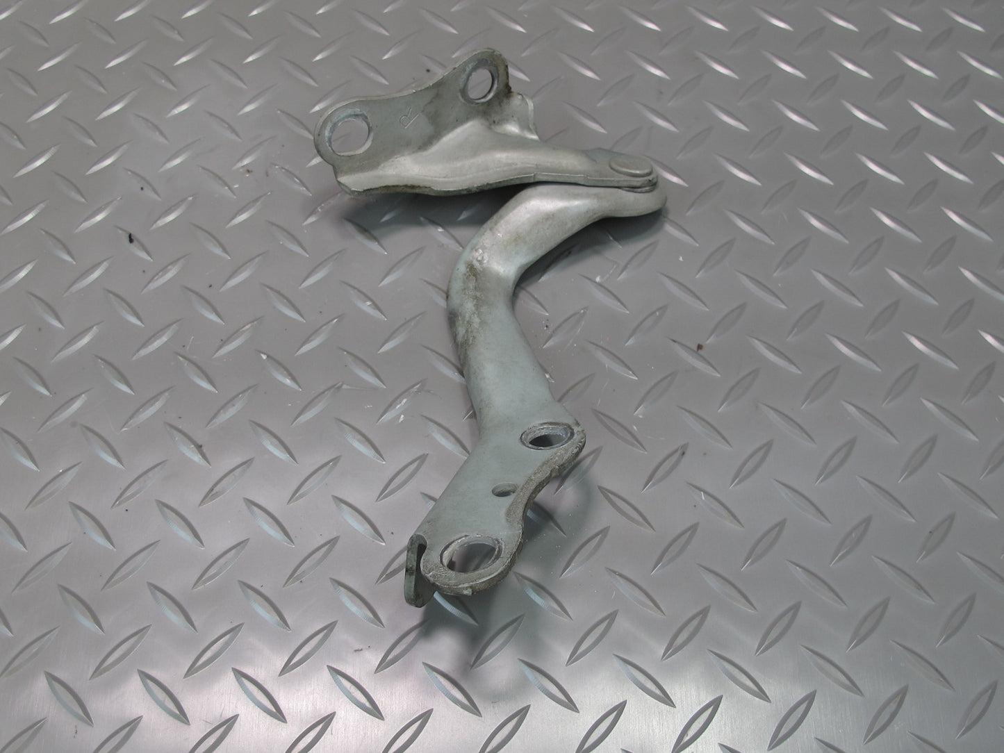 95-00 Lexus UCF20L LS400 Set of 2 Front Left & Right Hood Hinge OEM