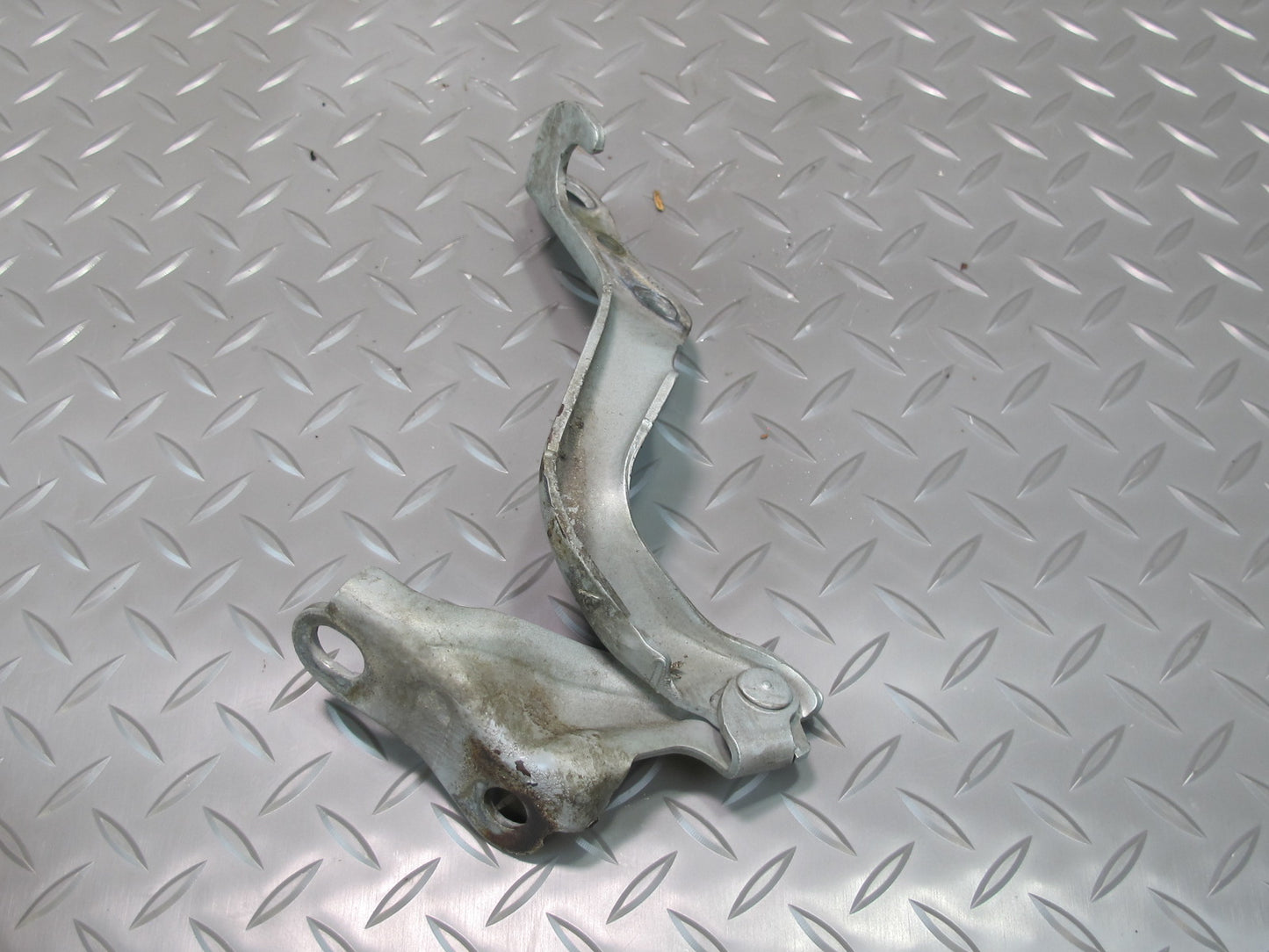 95-00 Lexus UCF20L LS400 Set of 2 Front Left & Right Hood Hinge OEM