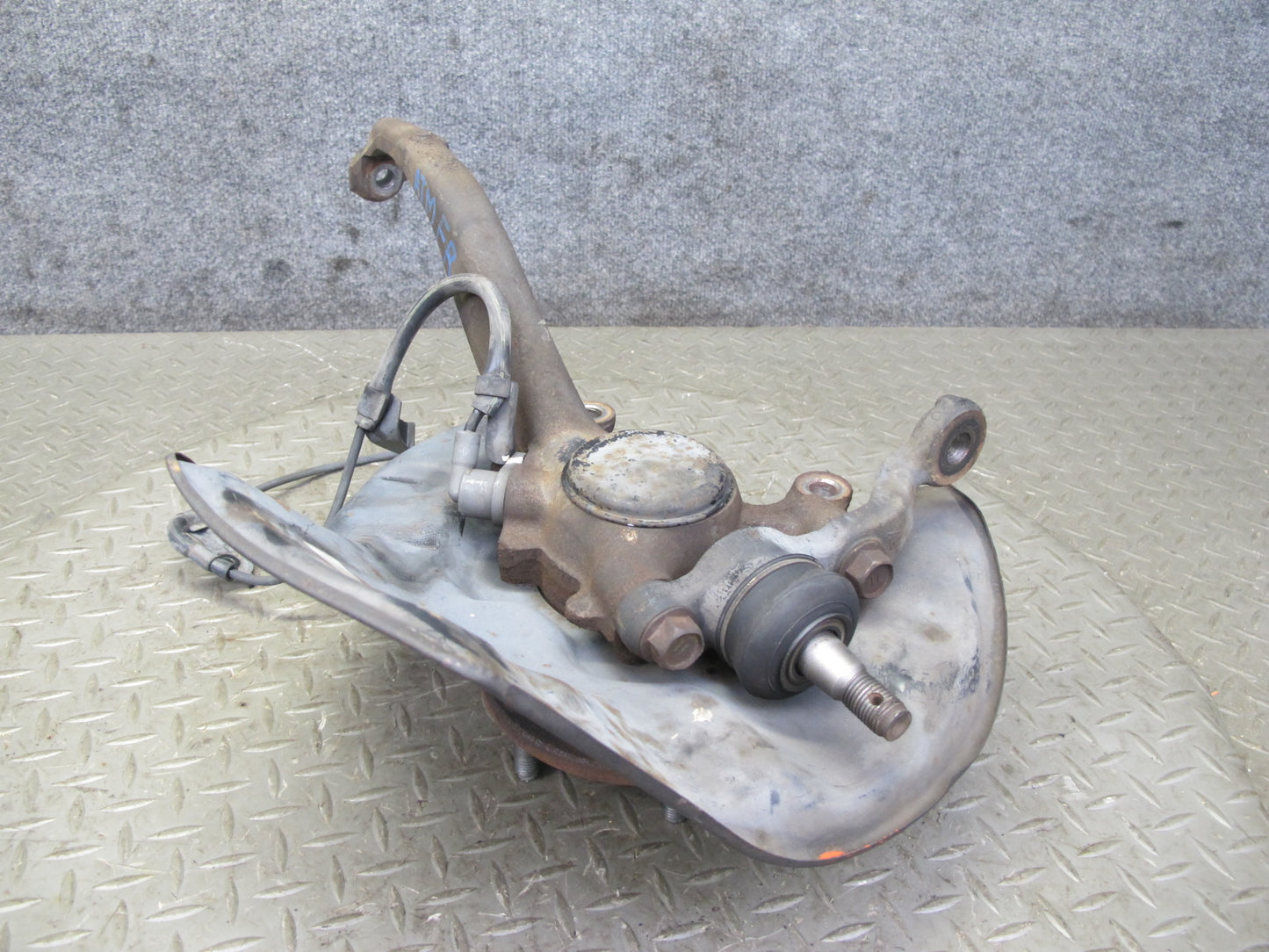 96-00 Toyota MARK2 JZX100 Tourer S Front Right Spindle Knuckle Wheel Hub OEM